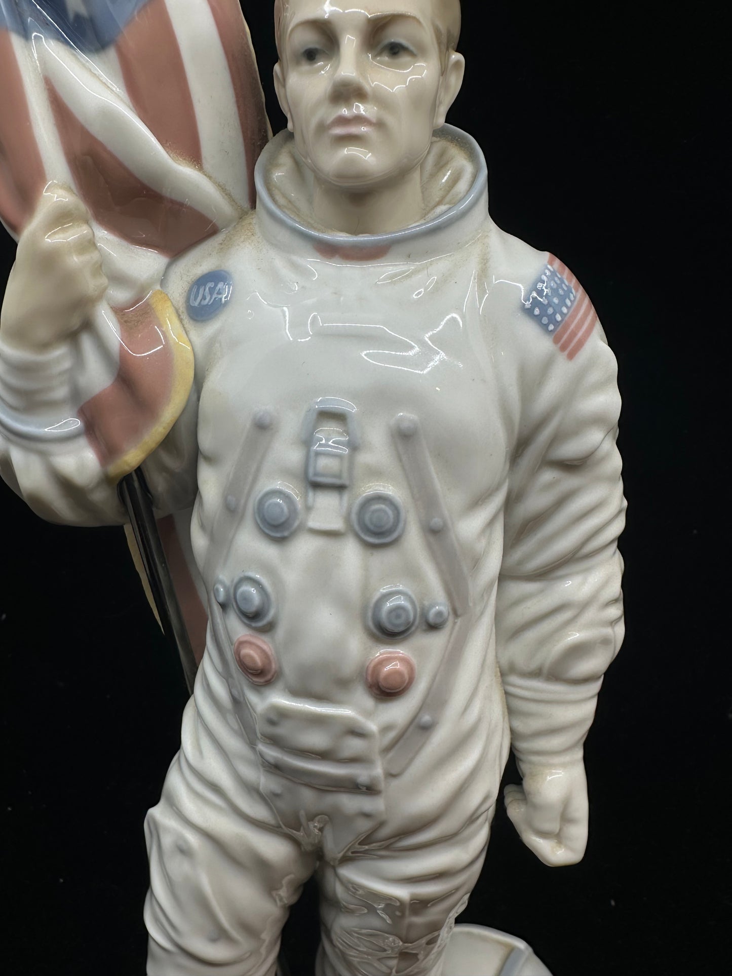 Lladro Apollo Landing Figurine #6168 (EFV3N6)