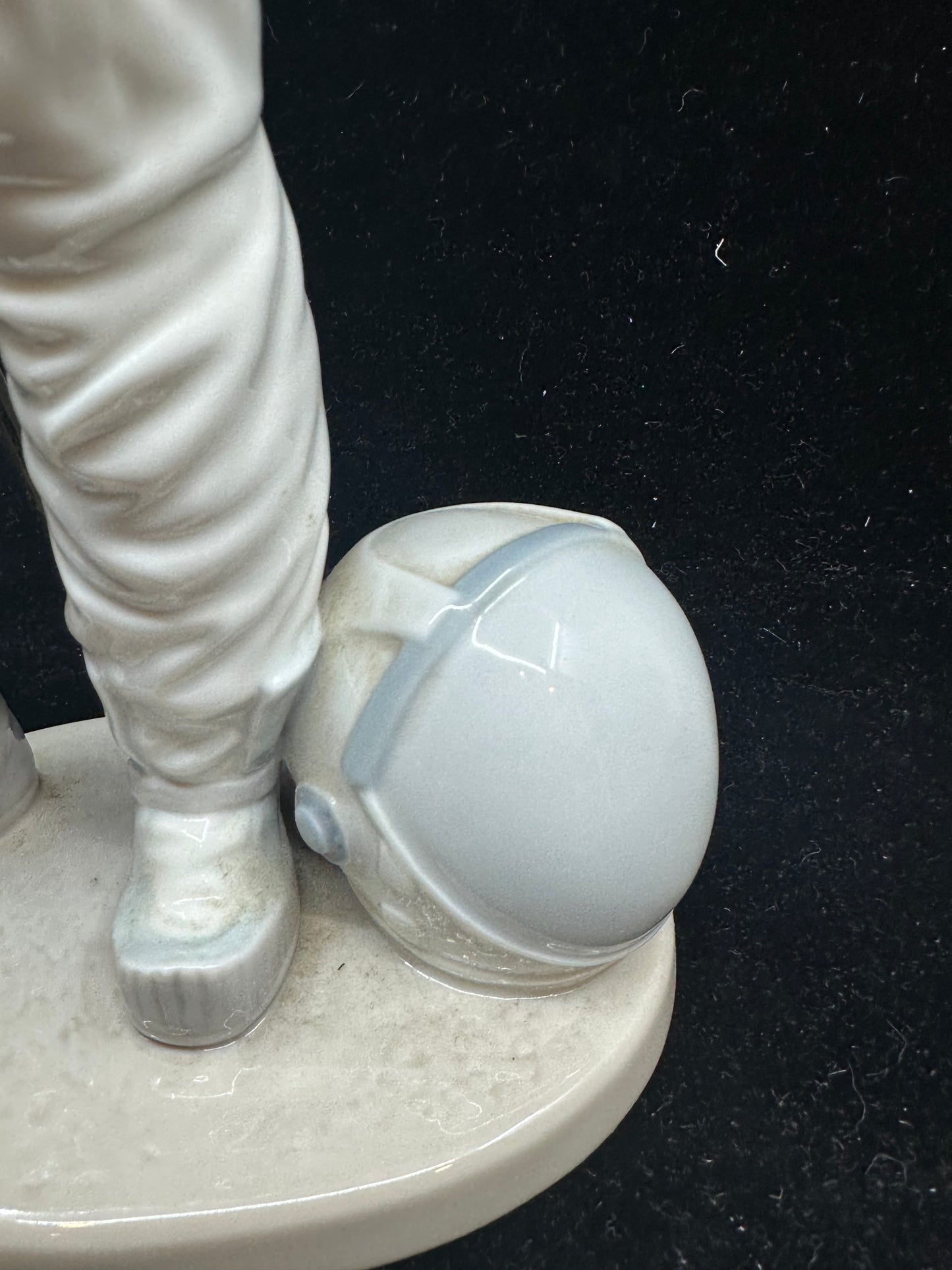 Lladro Apollo Landing Figurine #6168 (EFV3N6)