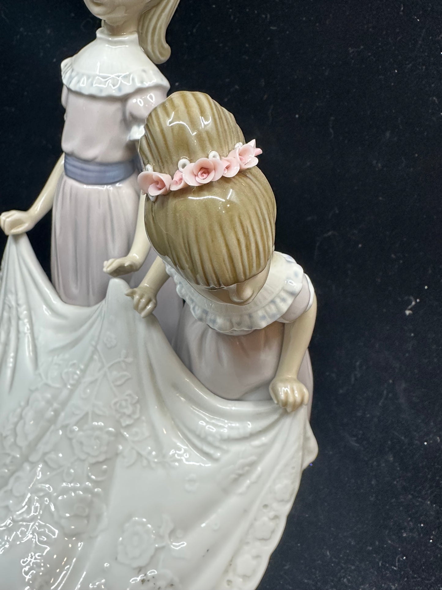 Lladro Here Comes the Bride Figurine #1446 (K7NG3E)