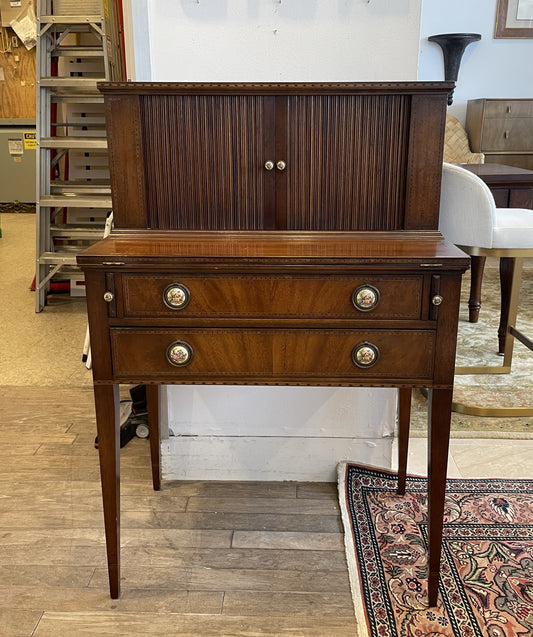 20th Century Mahogany Hepplewhite Ladies Writing Desk AS IS (0B0001)