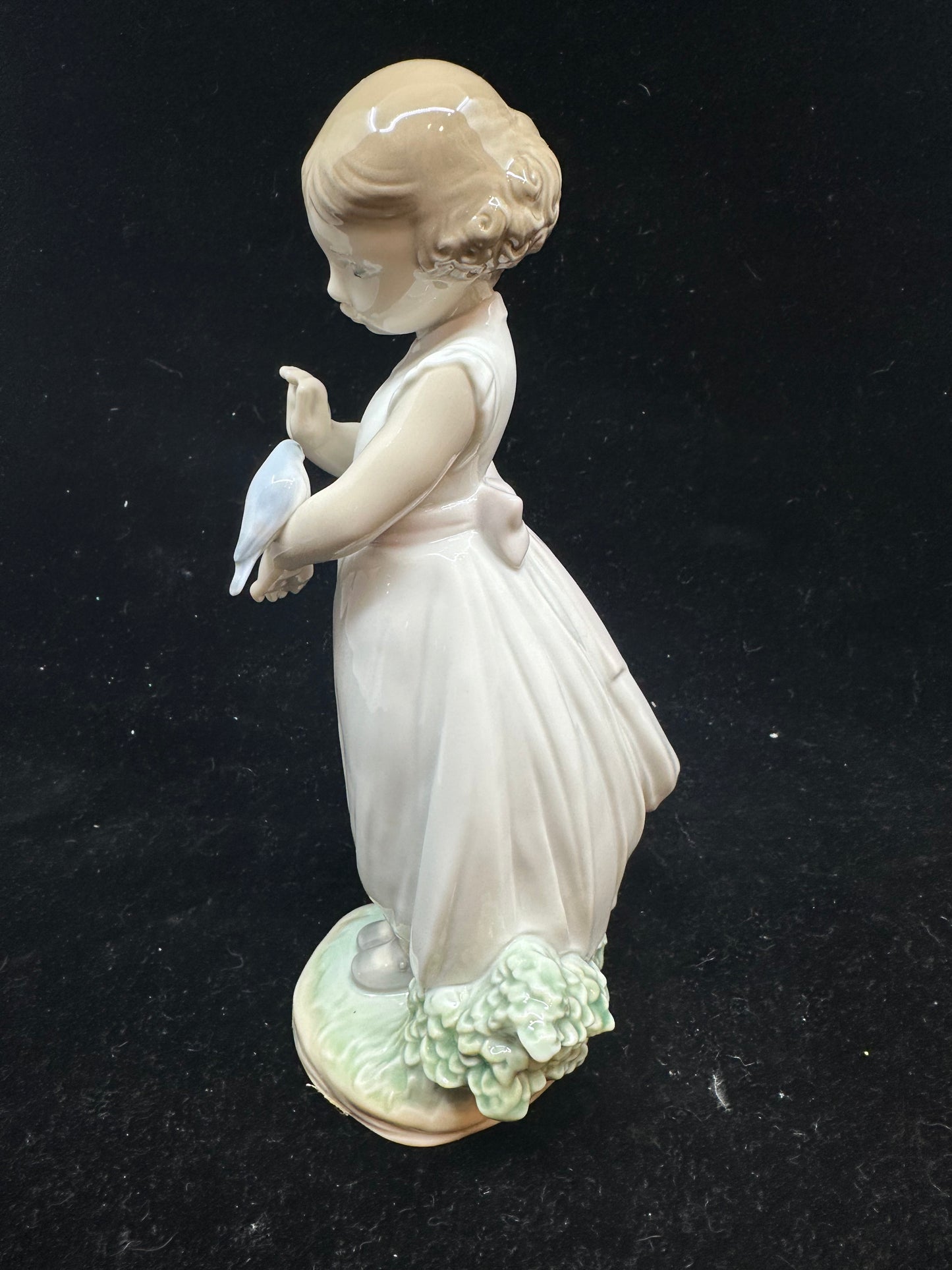 Lladro Are You Tired Figurine #8059 (PKA3DP)