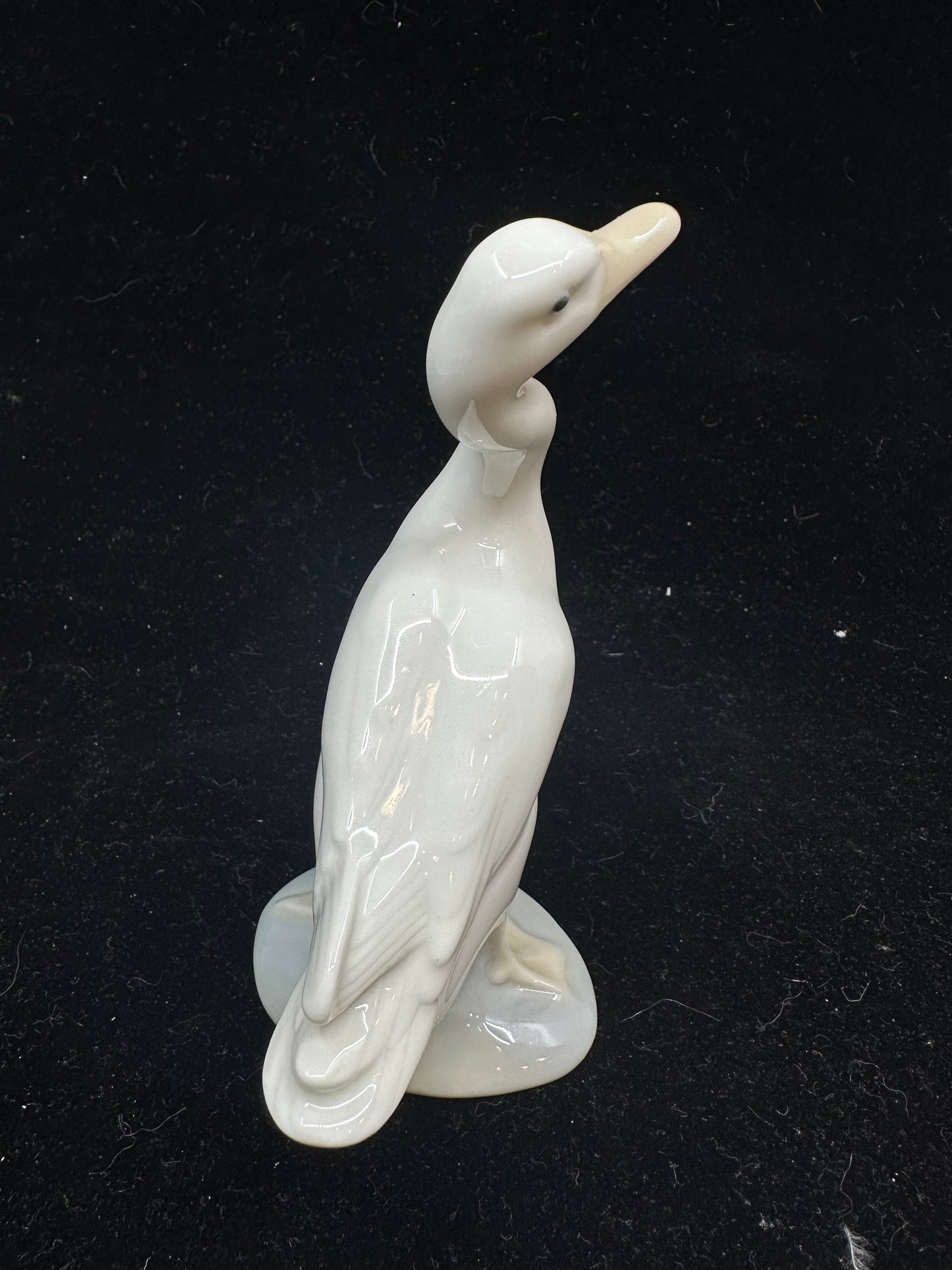 Lladro Standing Goose Figurine (KDJ53J)