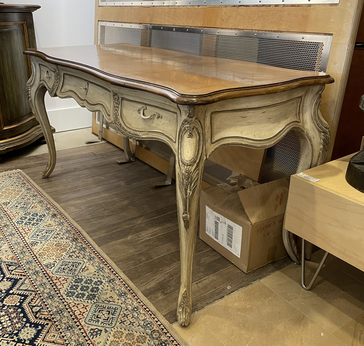 French Provincial Ladies Writing Desk AS IS (0AR001)