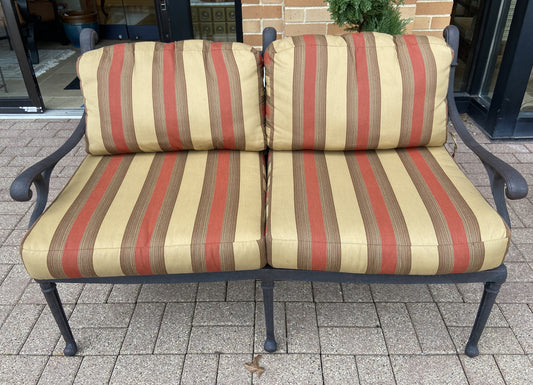 Outdoor Aluminum Settee with Cushions (7ZXPHT)