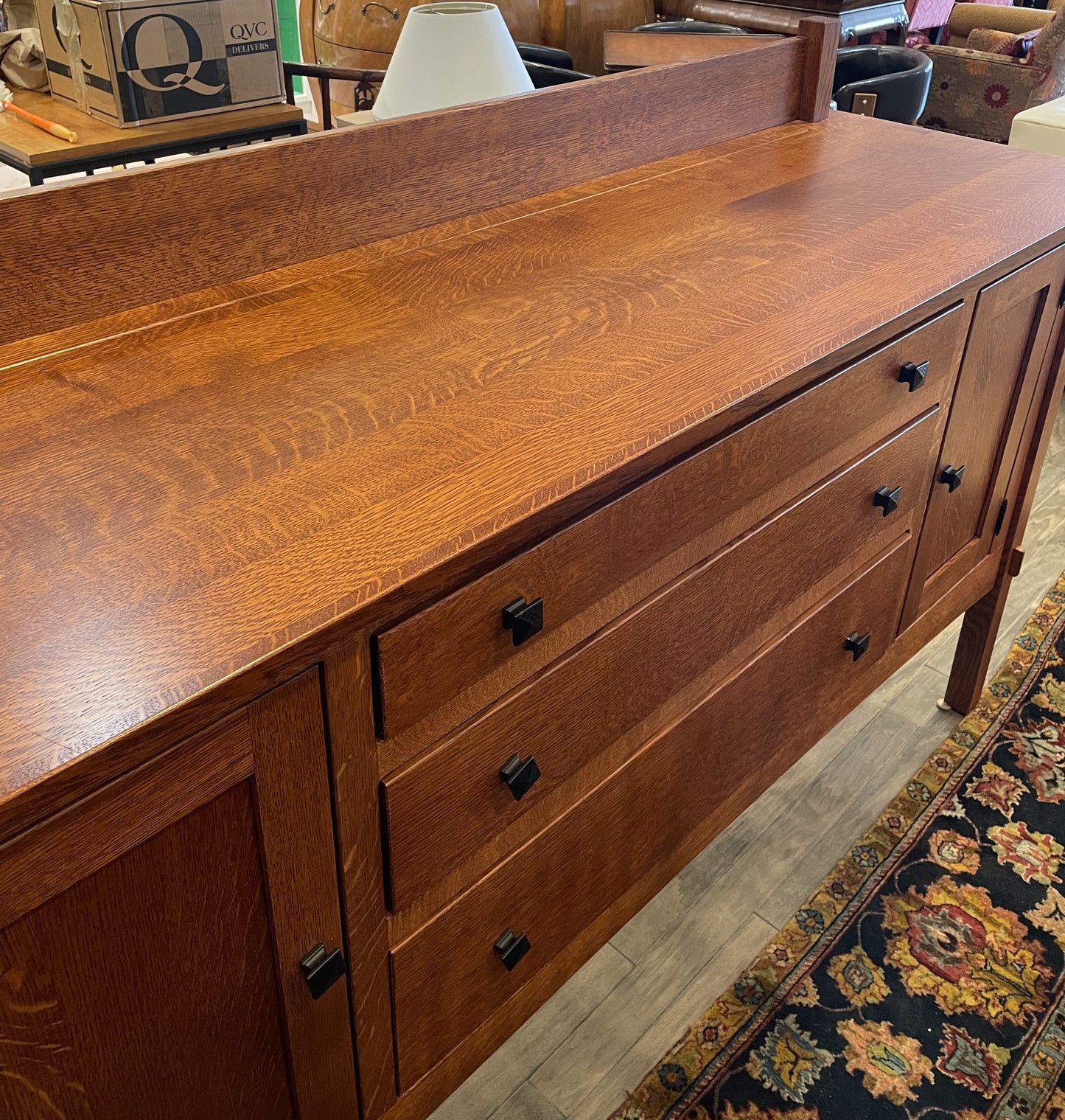 Yoders Amish Oak Mission Sideboard (34C3VV)