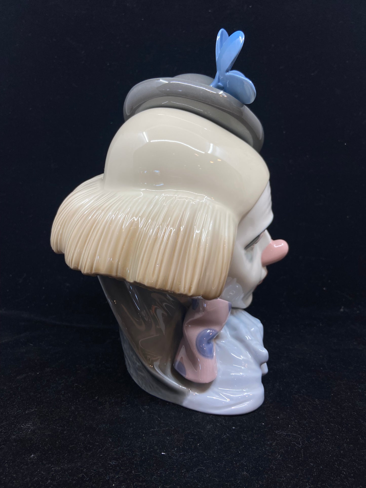 Lladro #5130 "Pensive" Clown (WY1HZL)