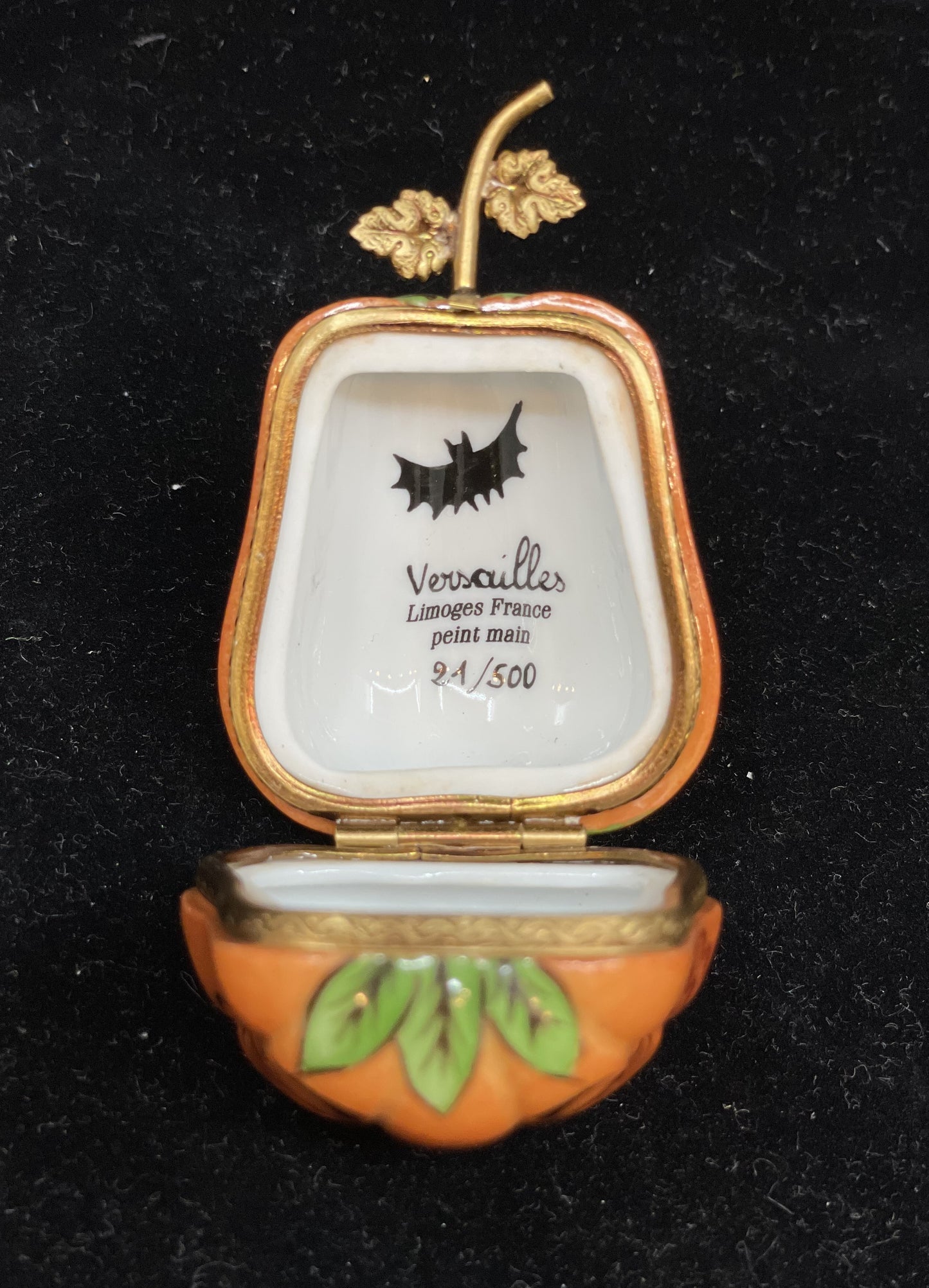 Limoges Jack-O-Lantern Trinket Box (A1XD4W)