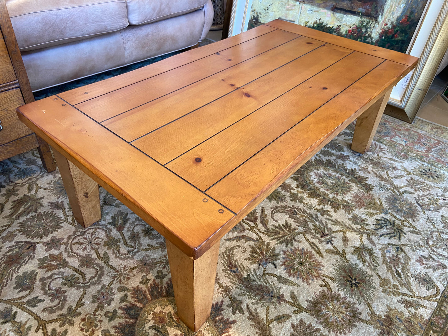 Pine Plank Coffee Table (9WZ84E)