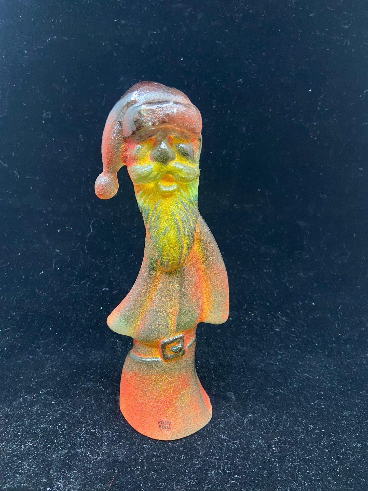 Kjell Engman "Santa Sneezy" Kosta Boda Catwalk Figurine (5VZ4CF)