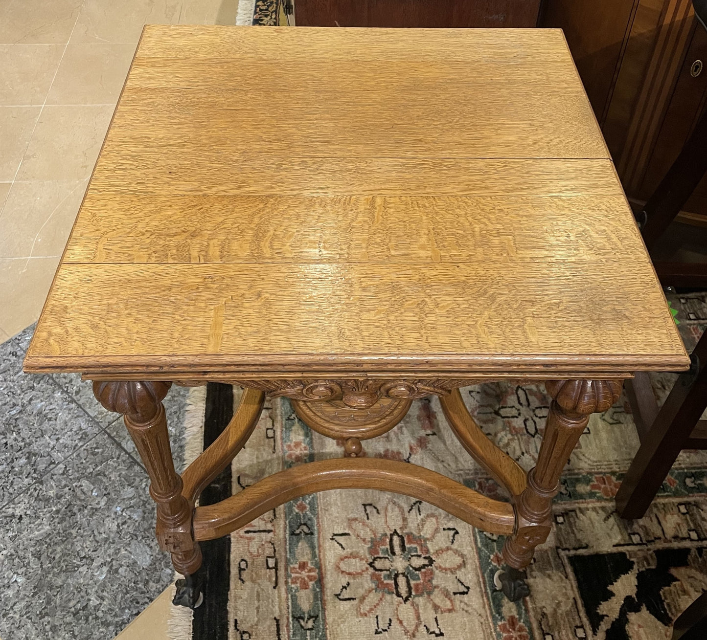 Antique Victorian End Table (STYK4L)