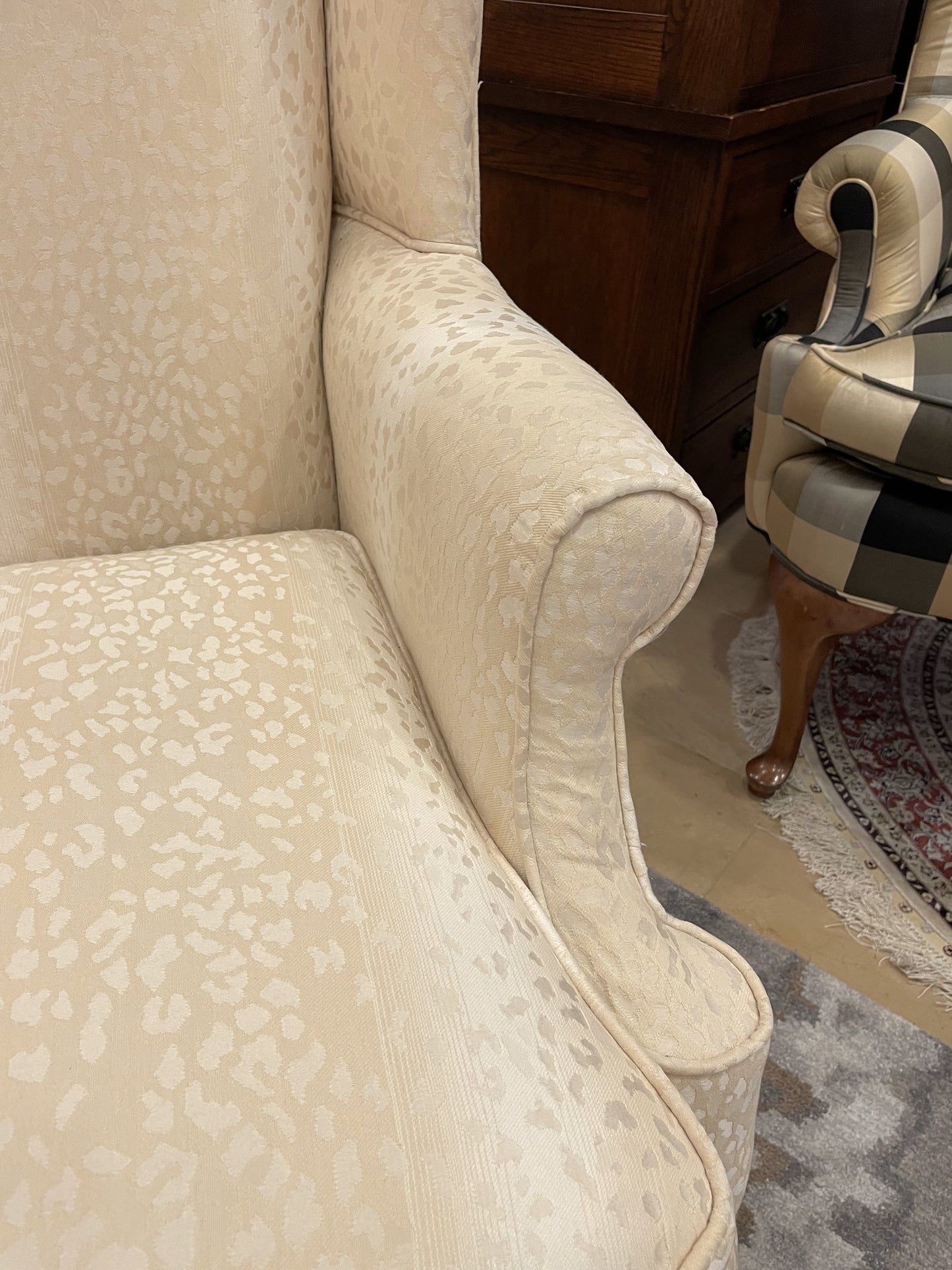 Century Showplace Collection Wing Chair (0BL001)