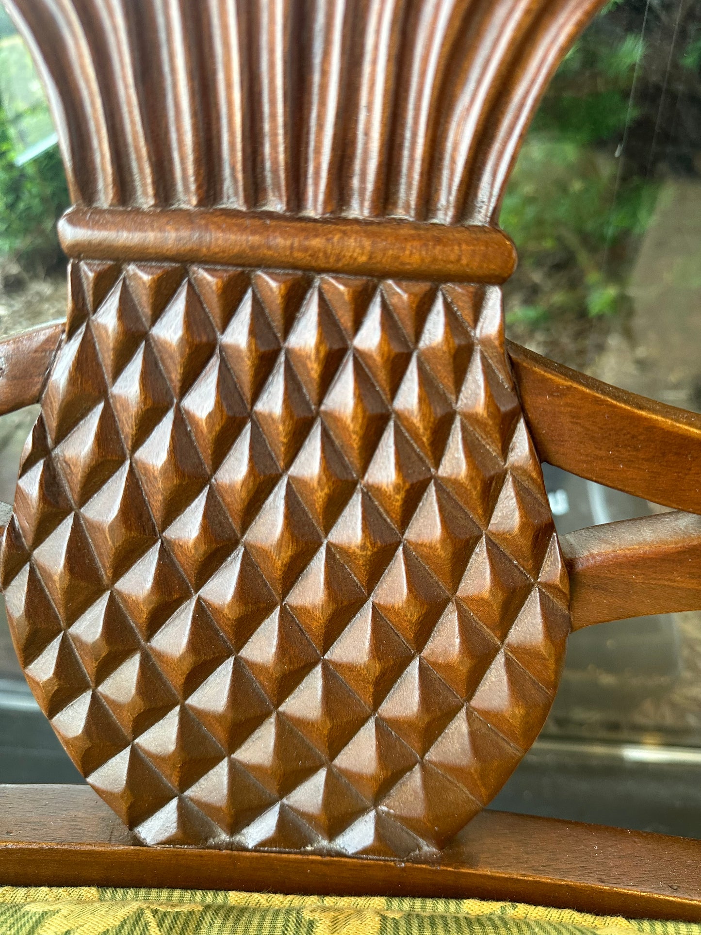 British Colonial Pineapple Caned Chair (JHNWF7)