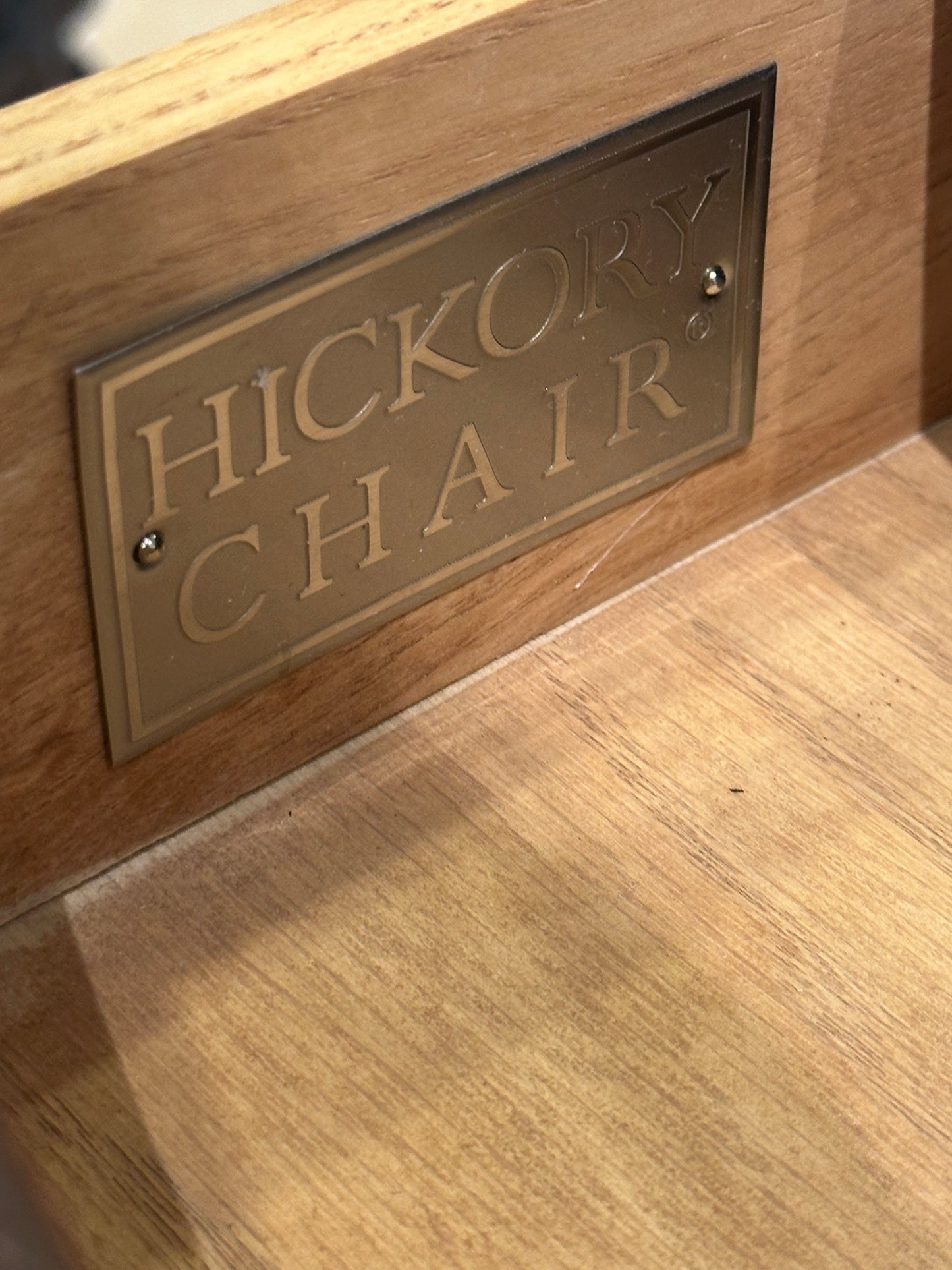 Hickory Chair Co. James River End Table (PDY6ES)