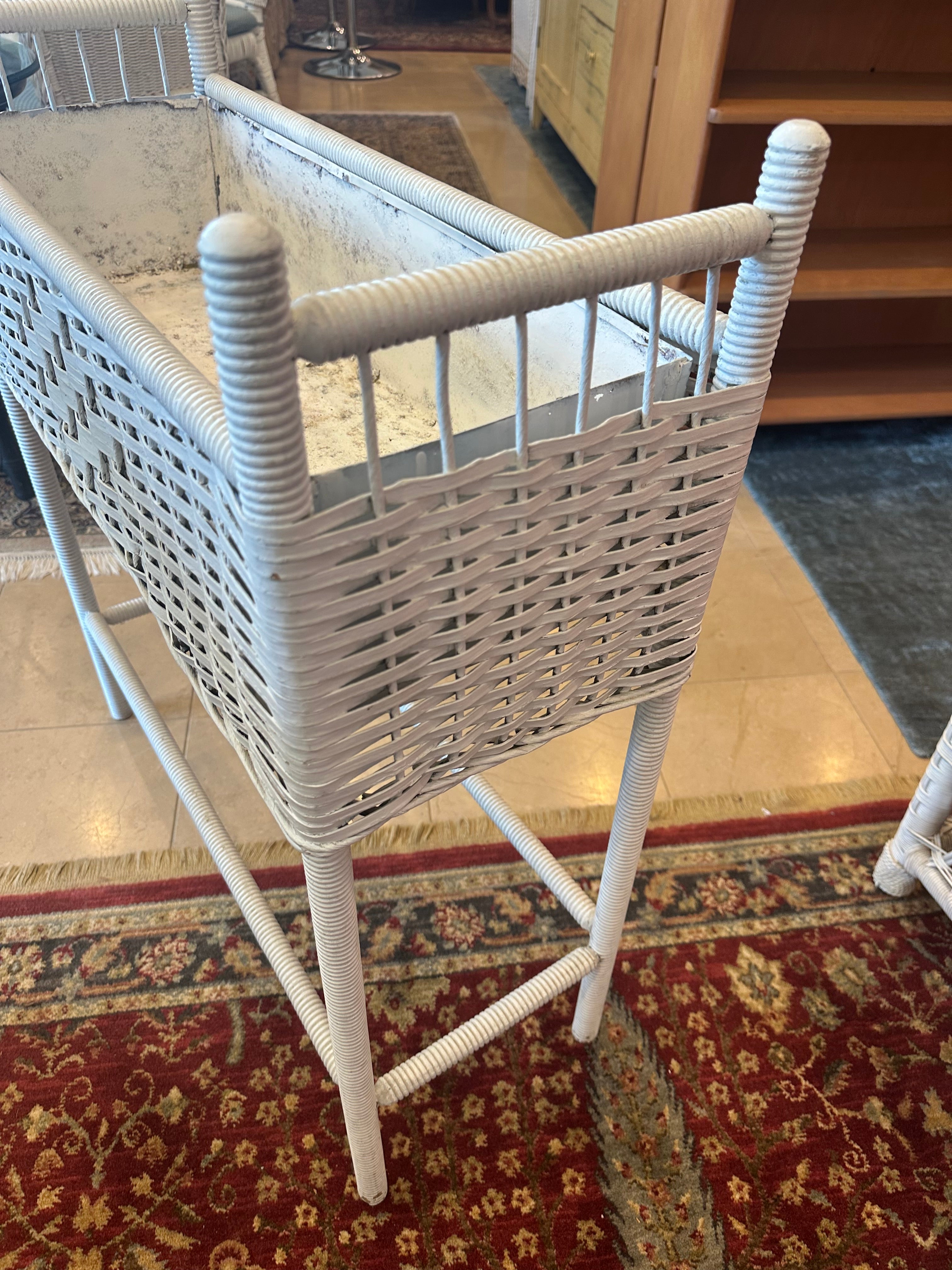 Vintage White Wicker Rectangular Free deals Standing Planter Plant Stand