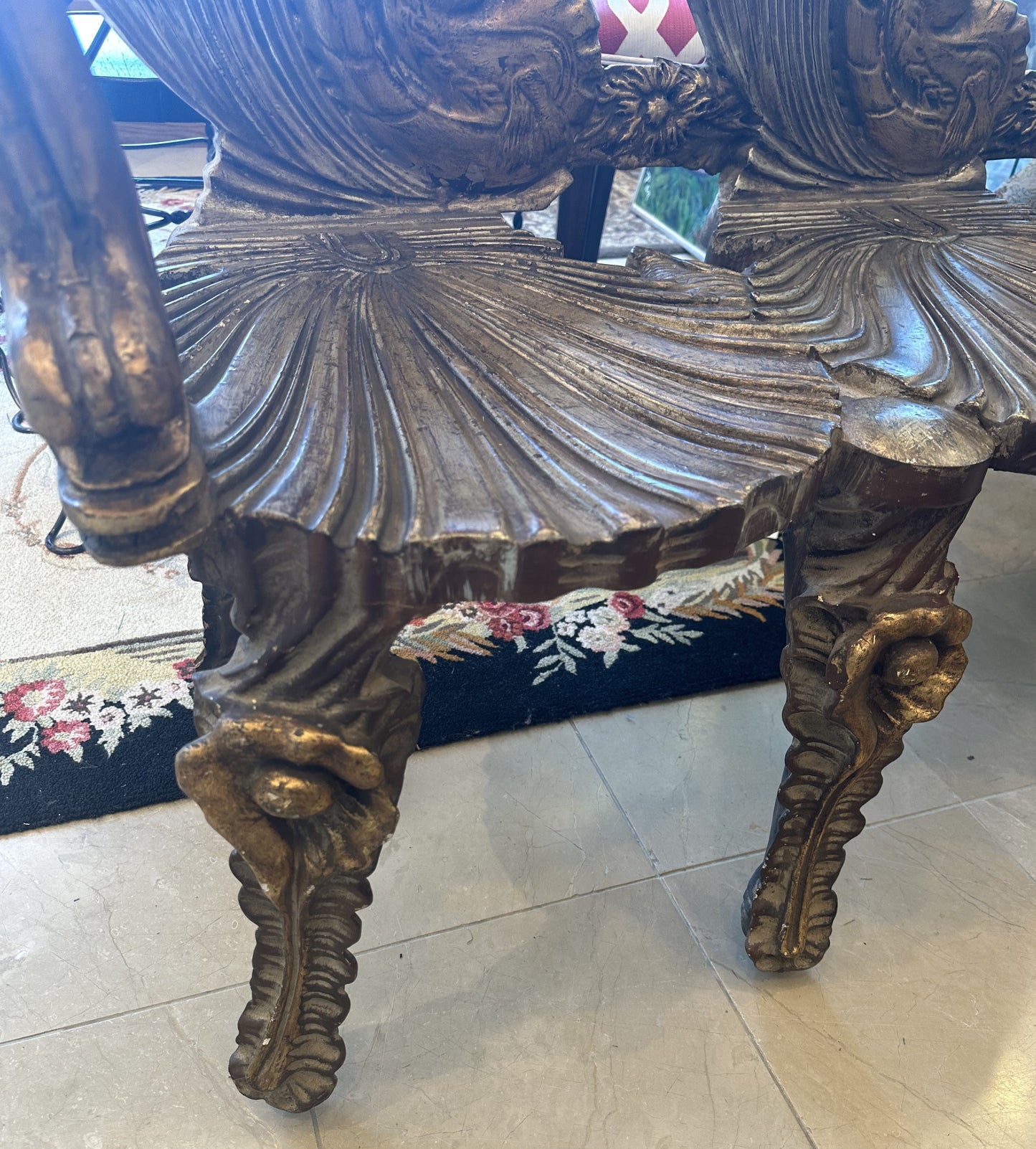 Venitian Style Grotto Settee (TPZY3Y)