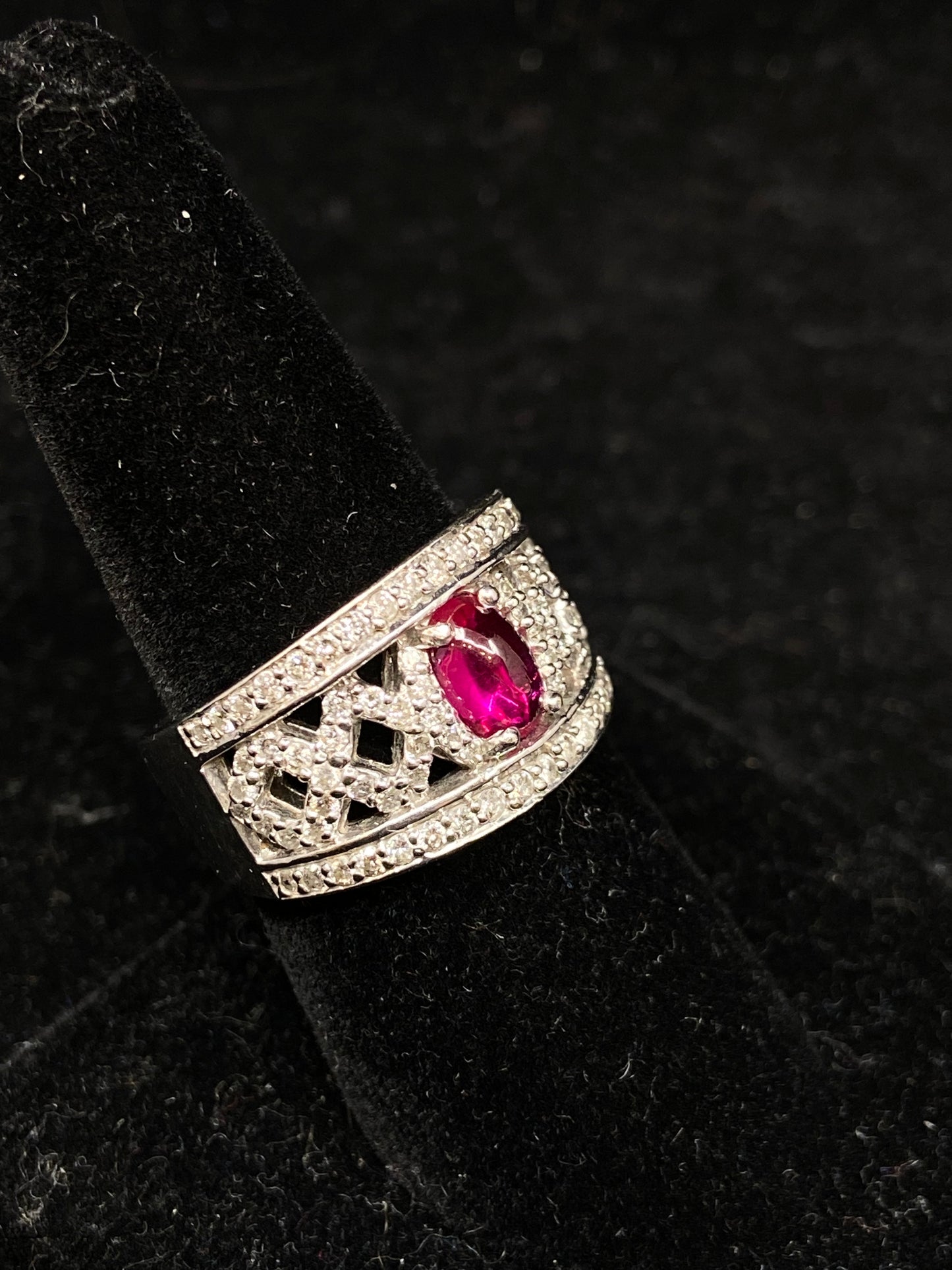 Cabochon Ruby and Diamond Ring (26733)