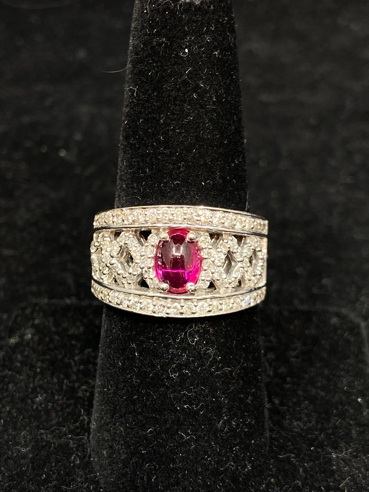 Cabochon Ruby and Diamond Ring (26733)