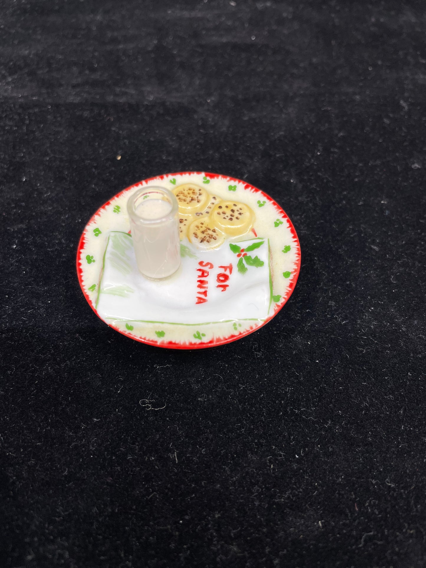 Limoges Milk and Cookies Trinket Box (73GQQ9)