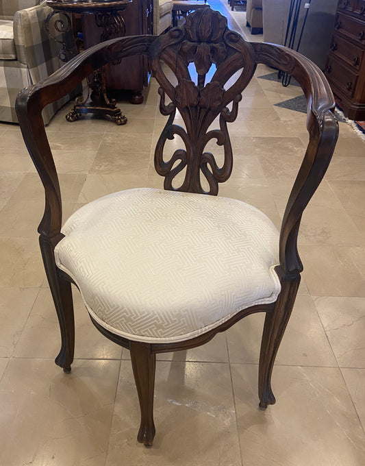 Antique Art Nouveau Corner Chair (BDNTRQ)
