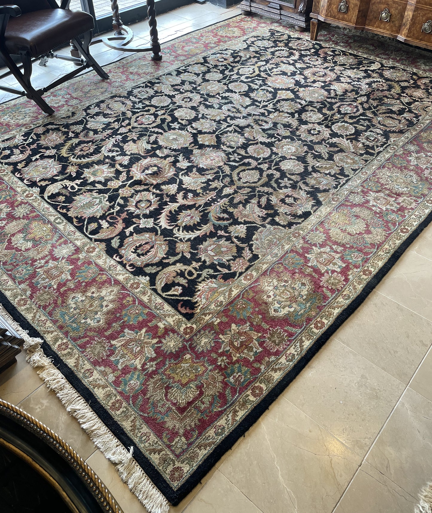 Hand Knotted Black and Pink Rug (49WCQR)