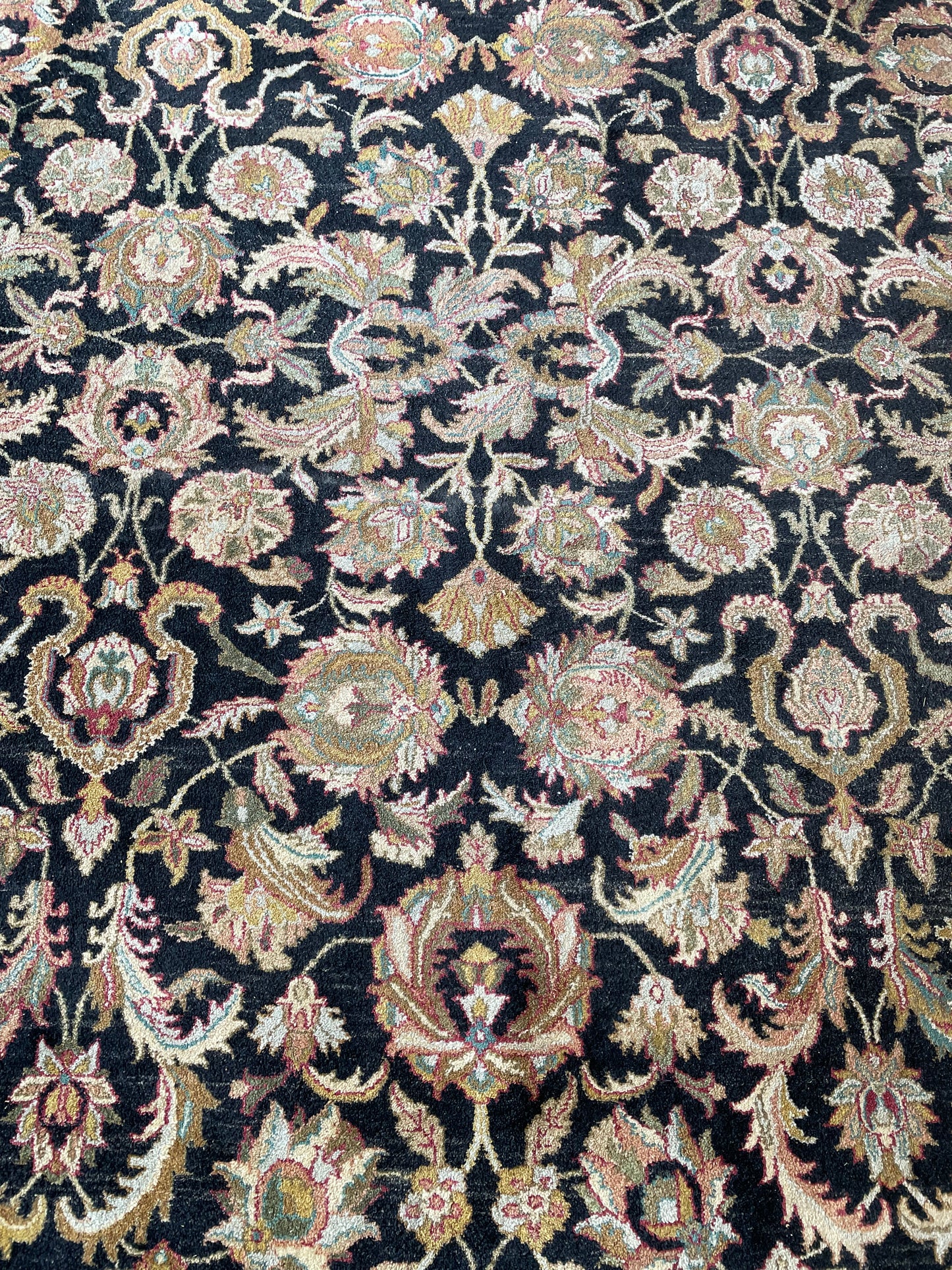 Hand Knotted Black and Pink Rug (49WCQR)