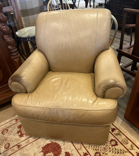 Henredon Leather Swivel Chair AS IS (FQ2PSN)