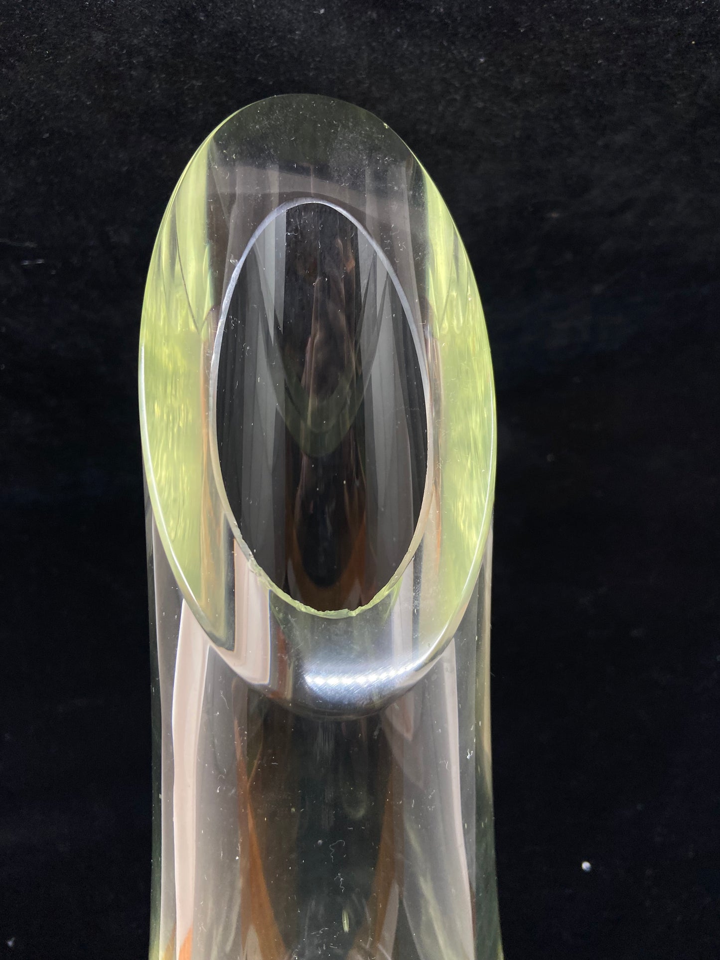 Hand Blown Glass Vase AS IS (WL9ZFN)