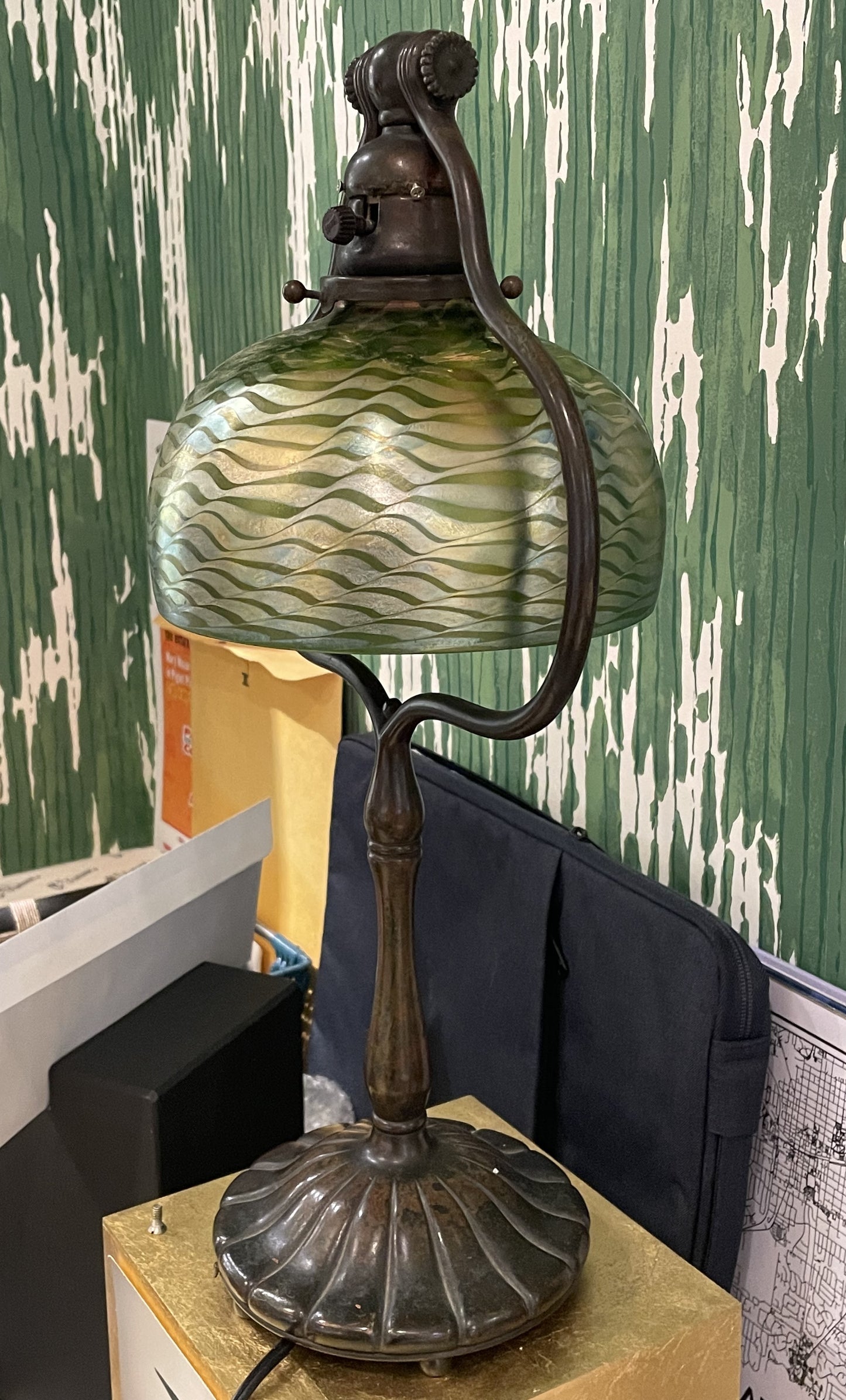 Tiffany Studios Damascene 425 Lamp (5JGTLS)