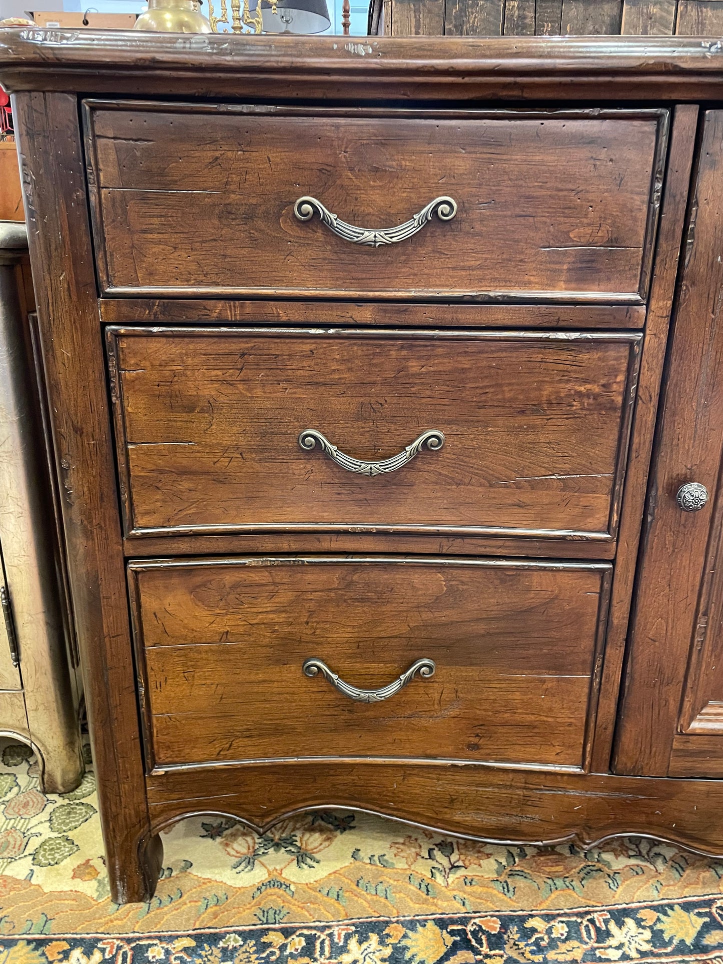 French Country Sideboard (BLW65P)