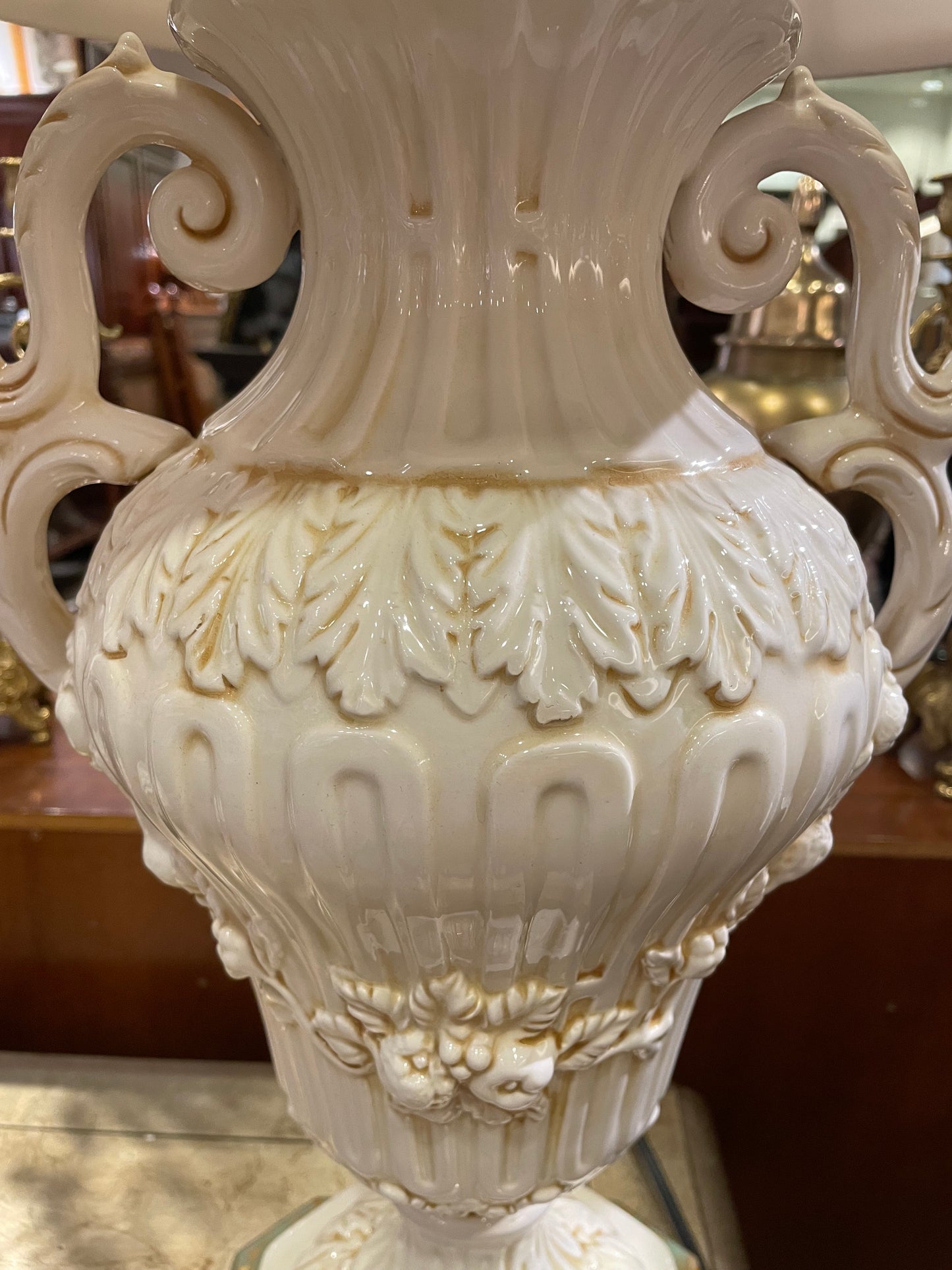 Pair of Wildwood Ceramic Lamps (X2KQPT)