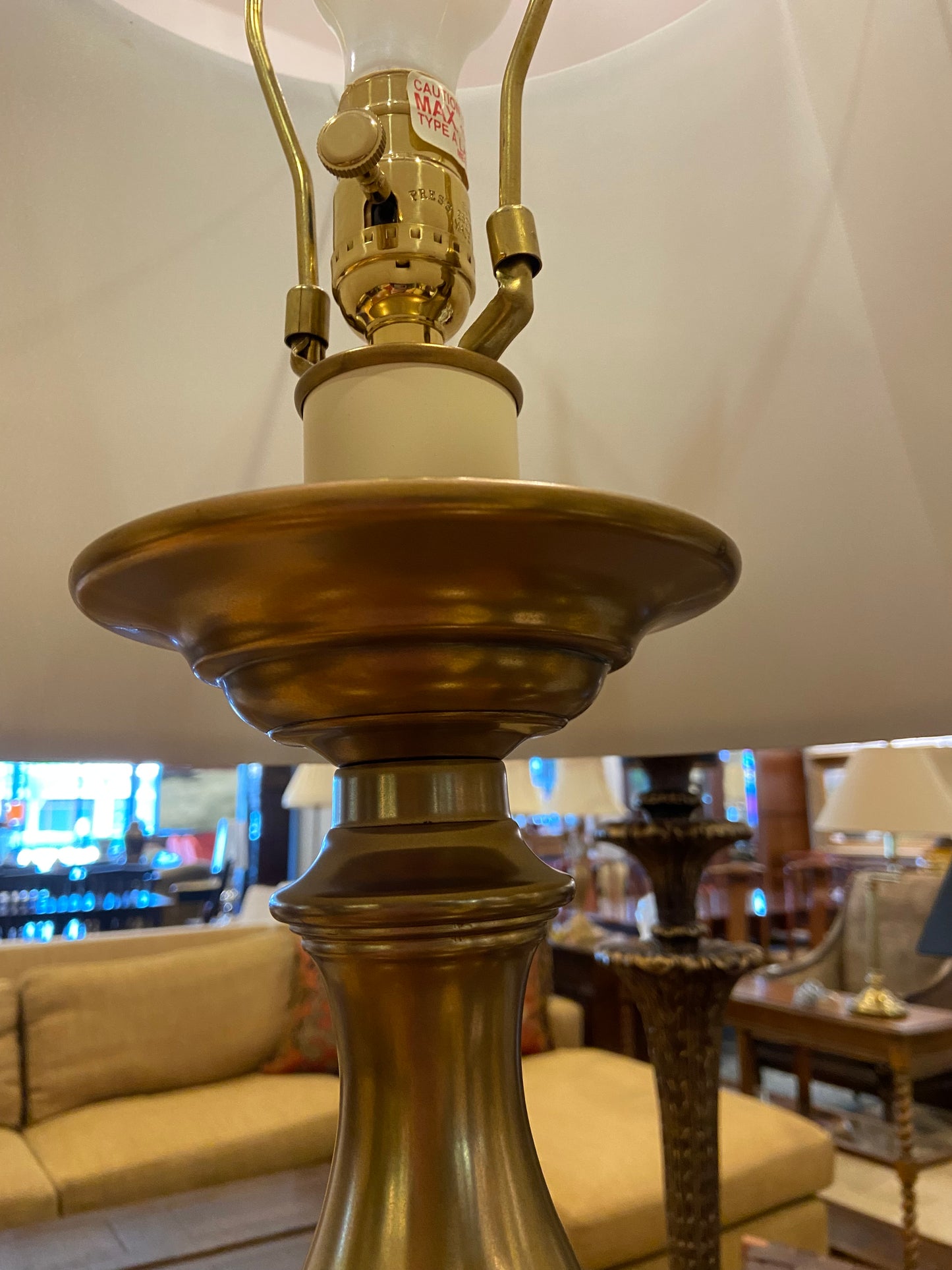 Brass Table Lamp (WSH957)