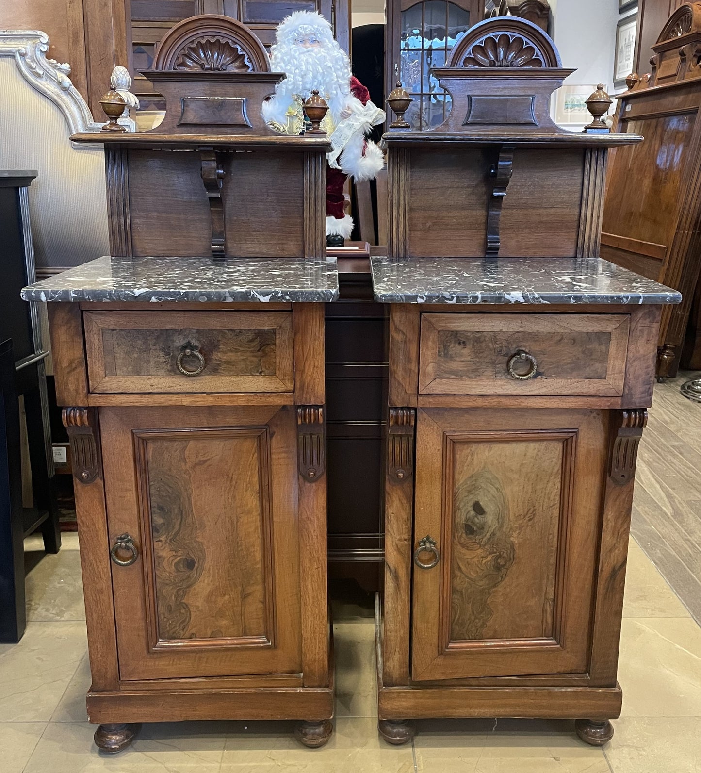 Pair of Victorian Nightstands AS IS (4XW3DY)