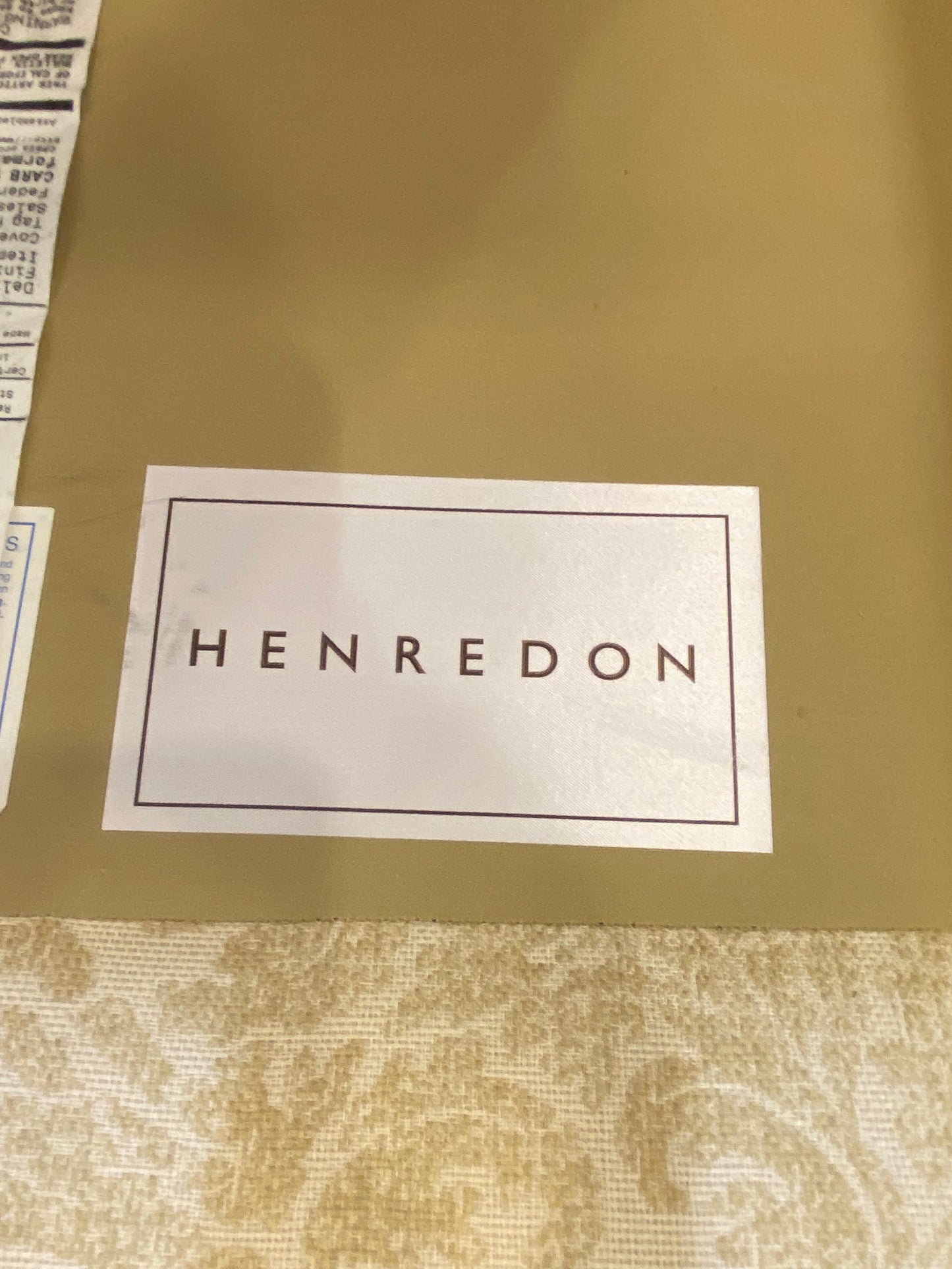 Henredon Three Cushion Sofa (E3AWUQ)