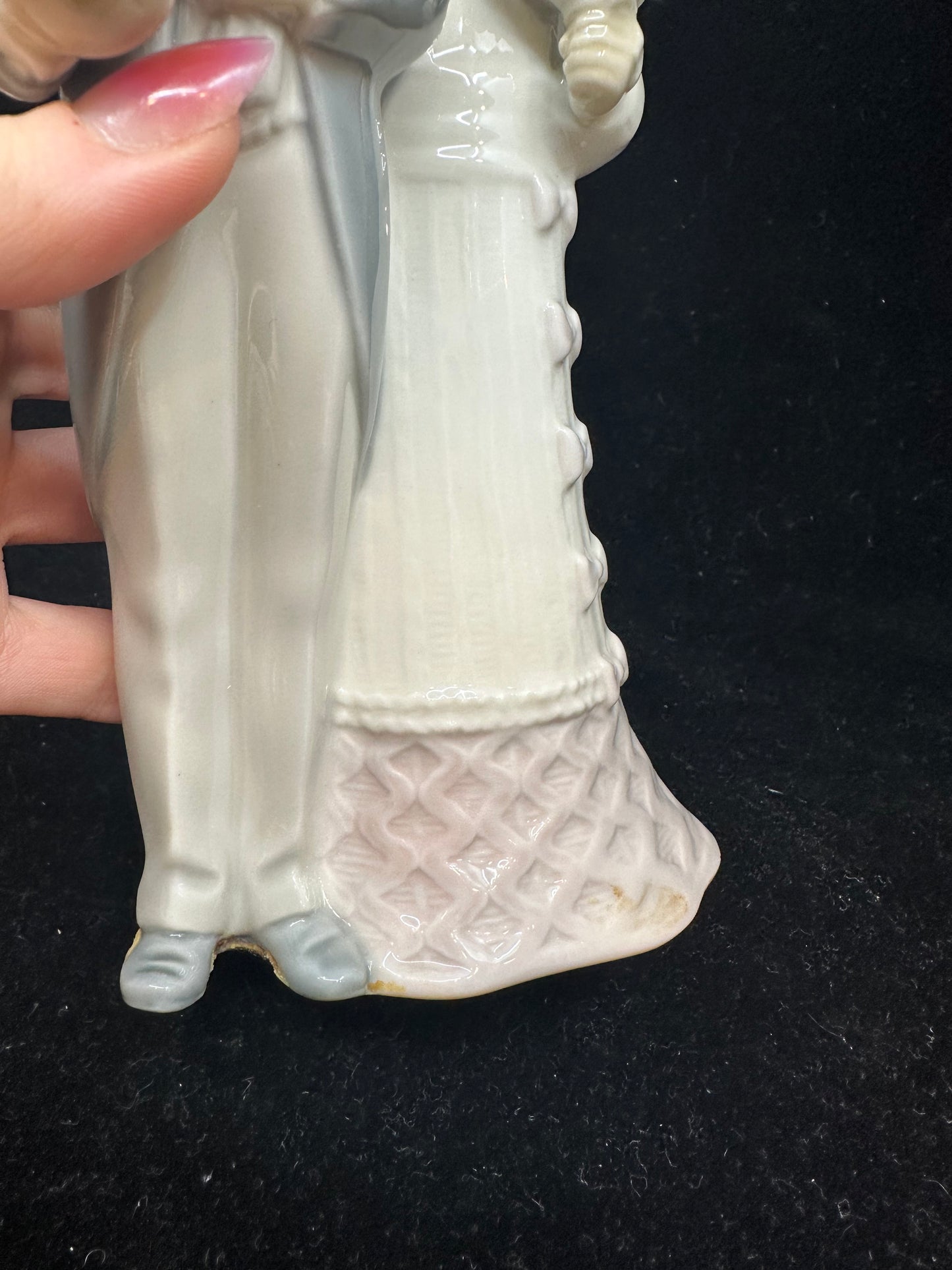 Lladro Bride and Groom #4808 (9ADH46)