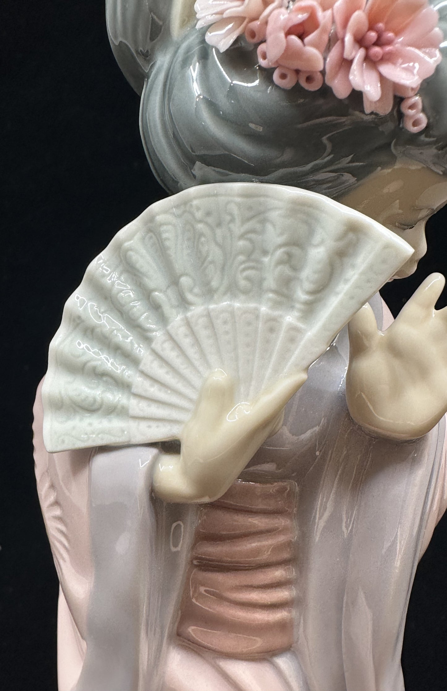 Lladro Figurine "Chrysanthemum" Japanese Timid Geisha 4990 (2J4AEA)