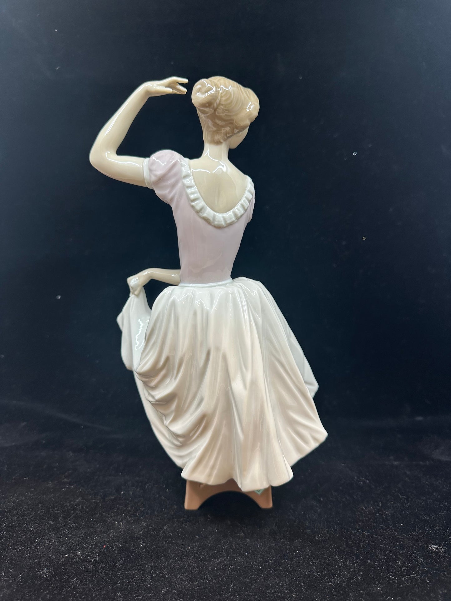 Lladro Weary Ballerina #5275 (6LWYPF)