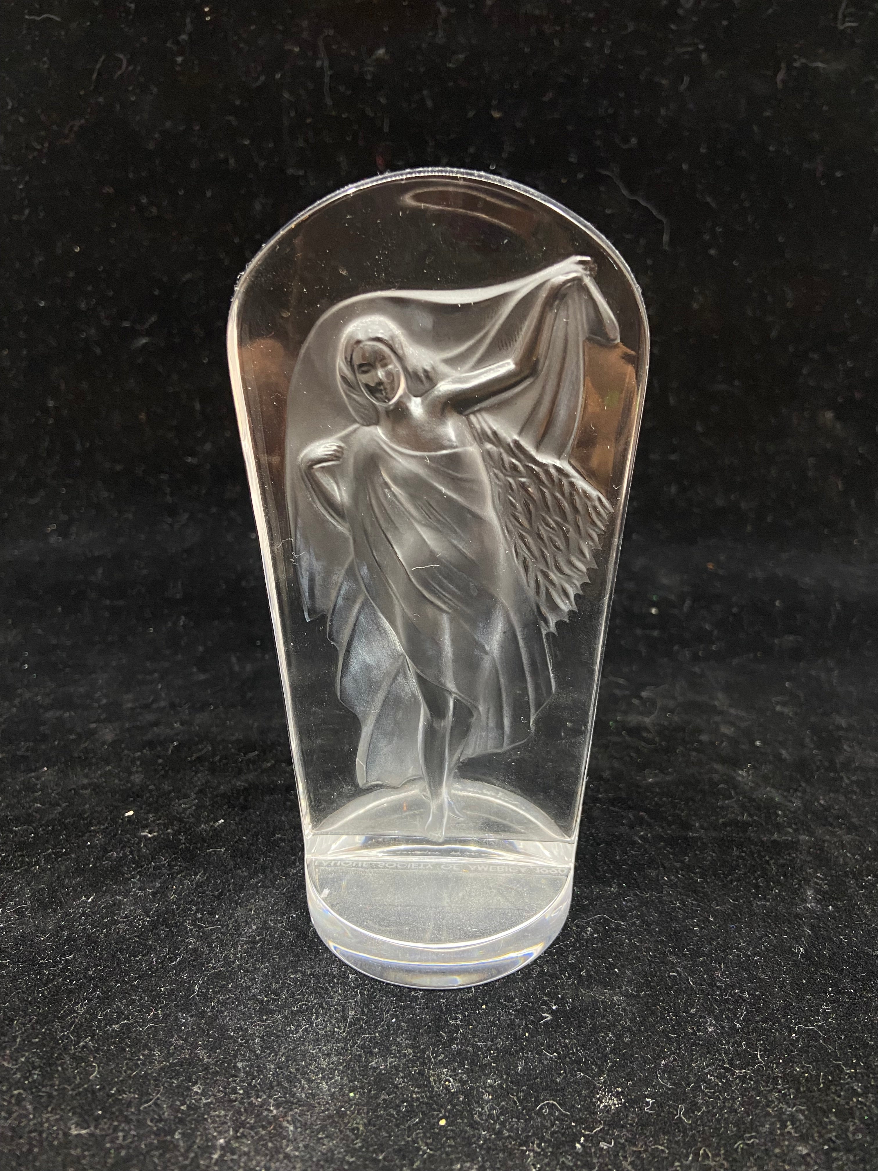 Lalique – The Perfect Thing