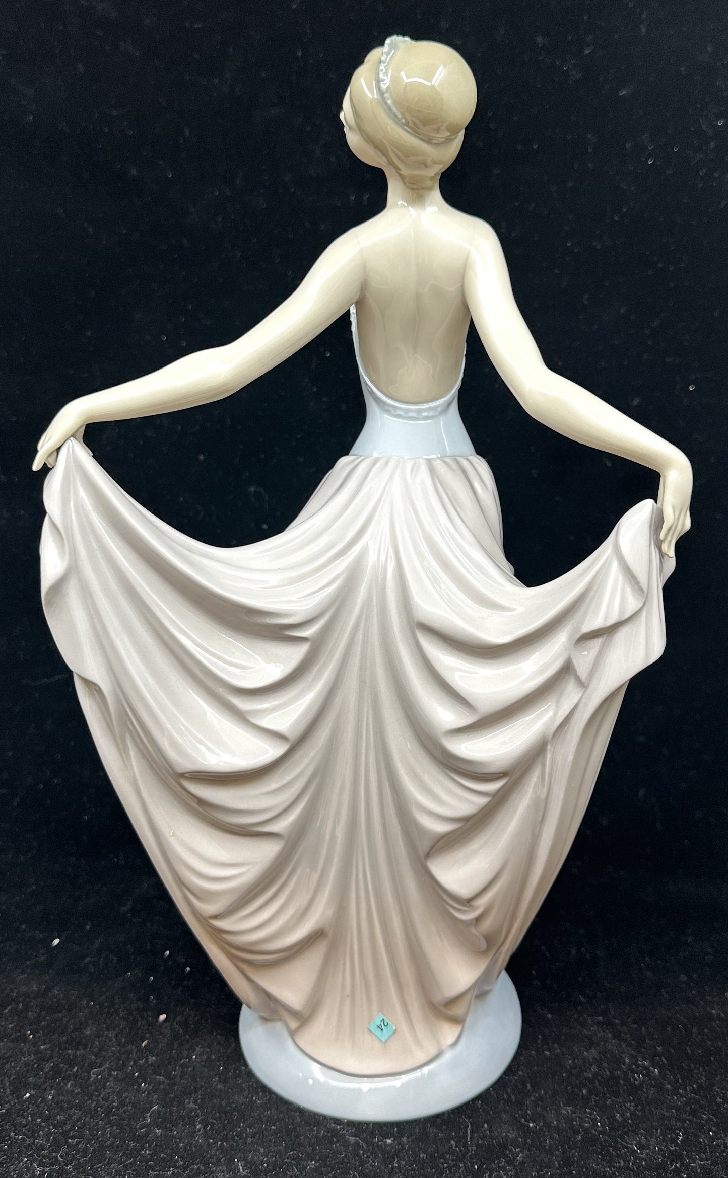 Lladro "Dancer" Figurine 5050 (D113VK)