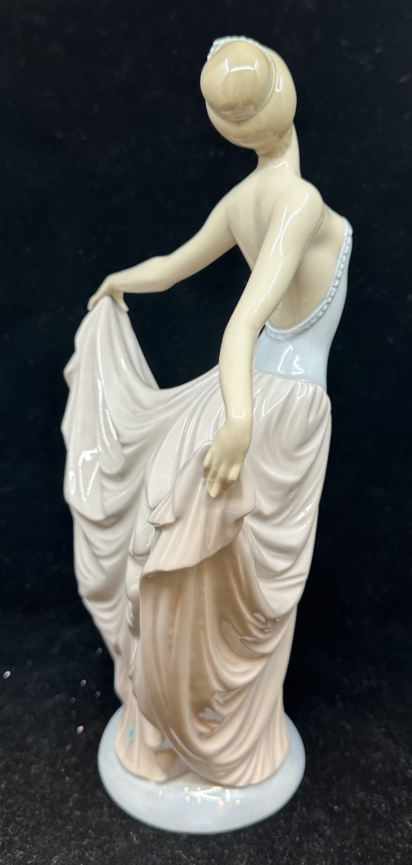 Lladro "Dancer" Figurine 5050 (D113VK)