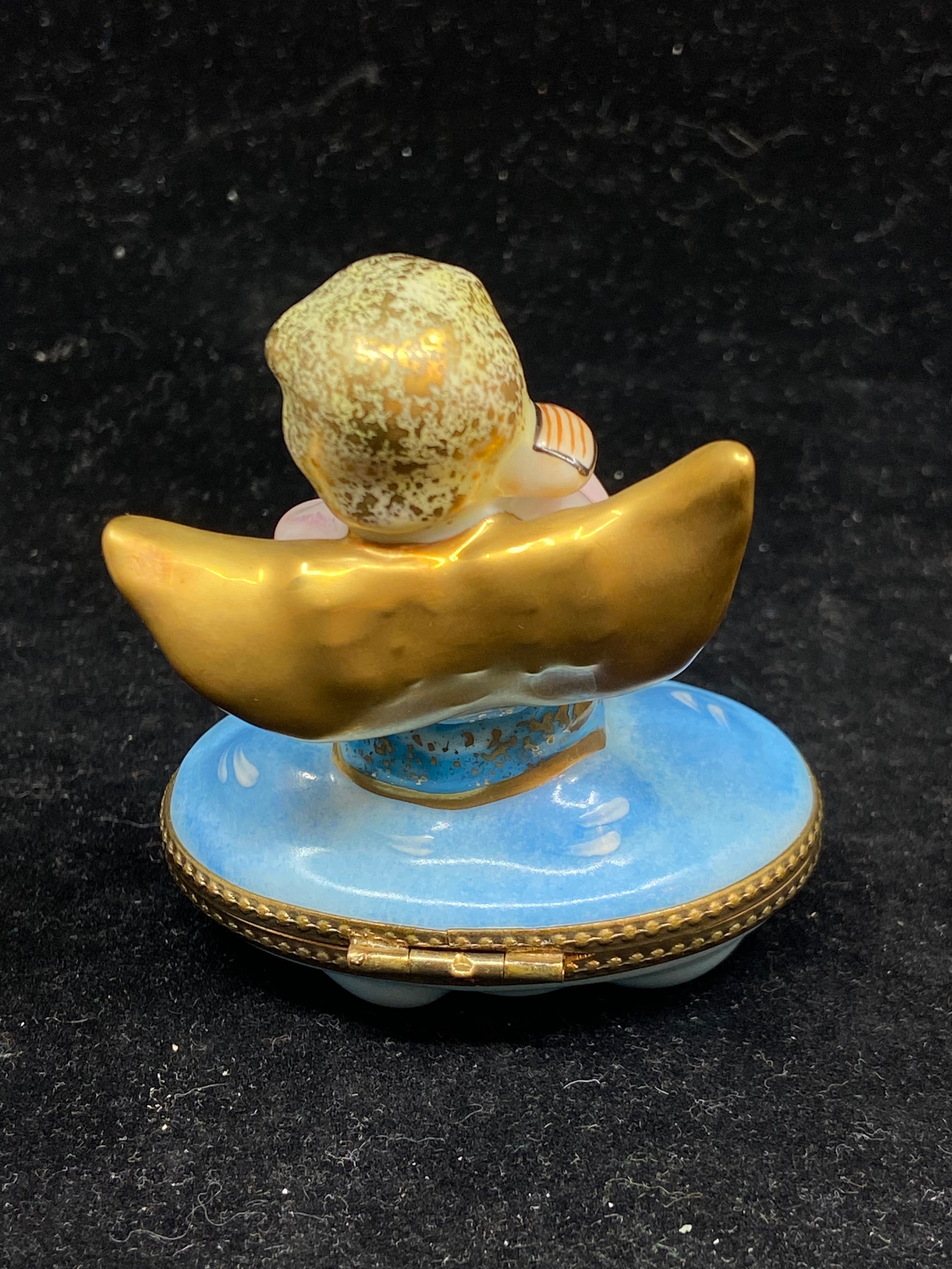 Limoges Angel on Cloud (27397) – The Perfect Thing