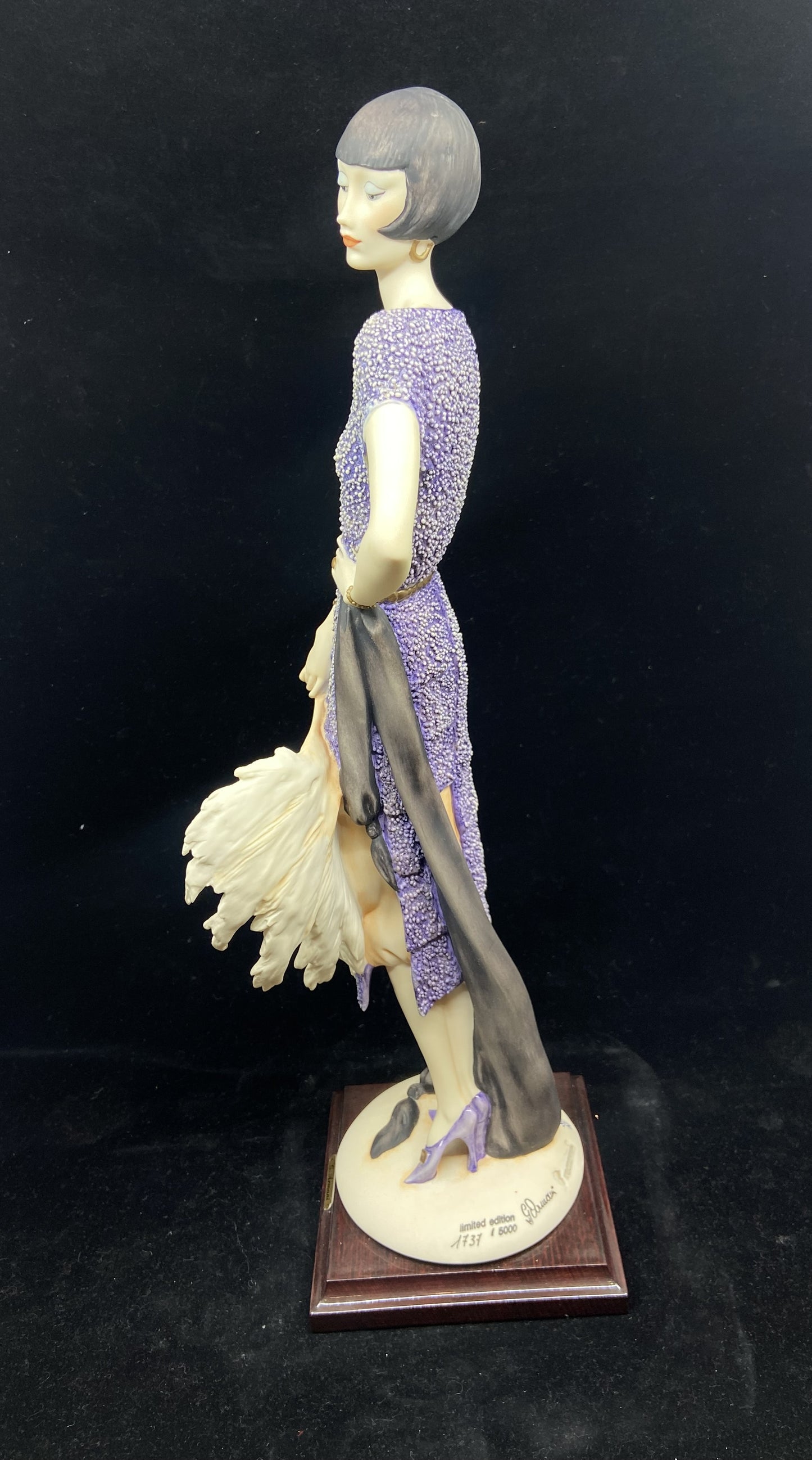 Armani "Lady with Fan" Figurine (DXF2YZ)