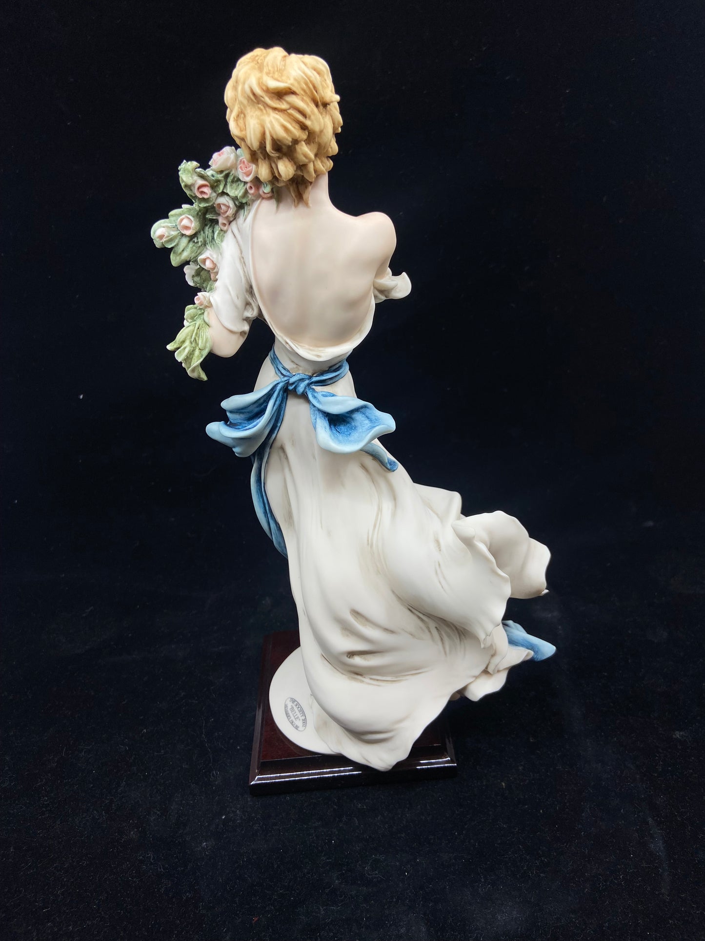 G. Armani "Belle" Porcelain Figurine (8TN87C)