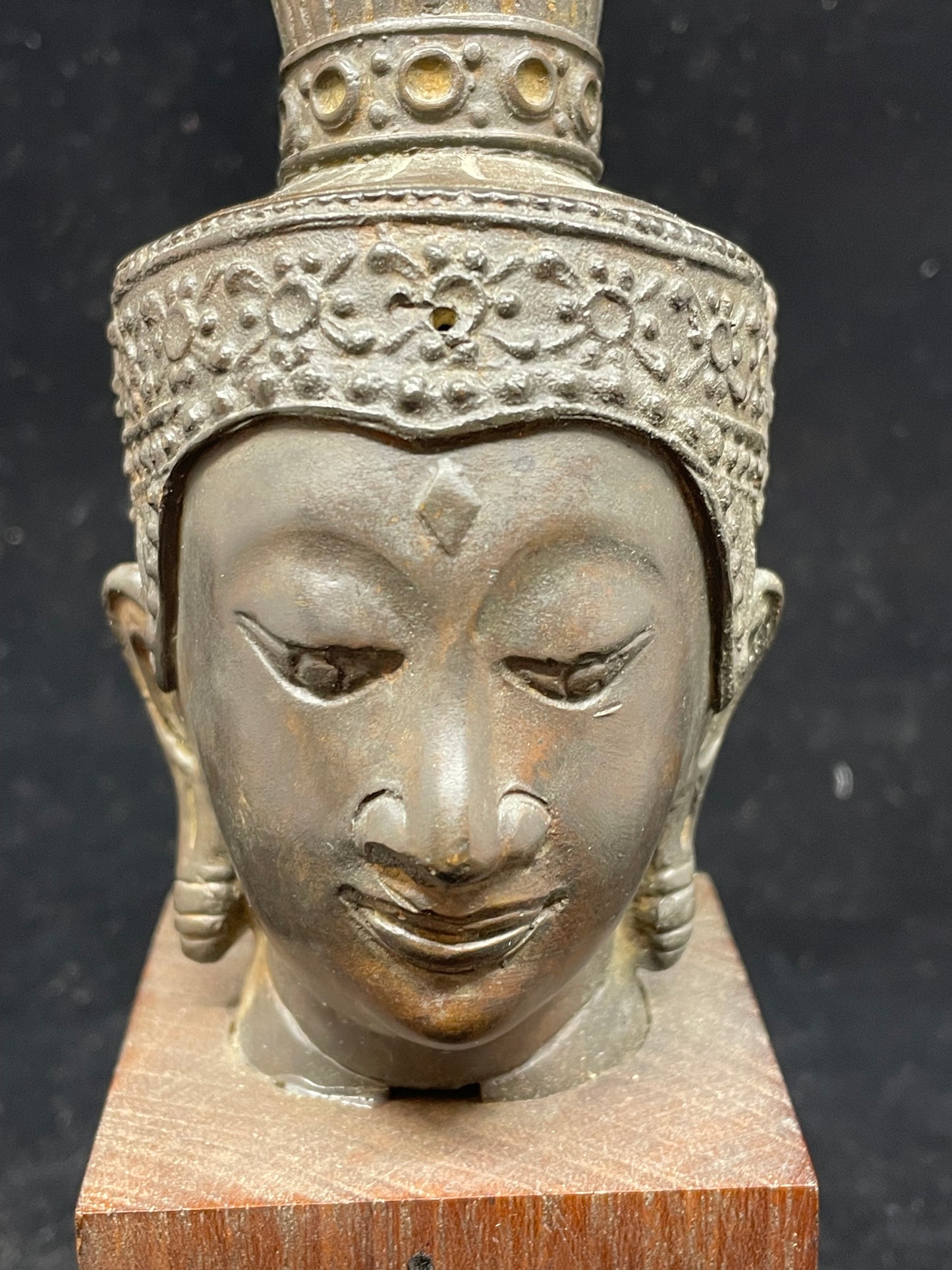 19th Century Buddha Head with Crown (RV87FF)