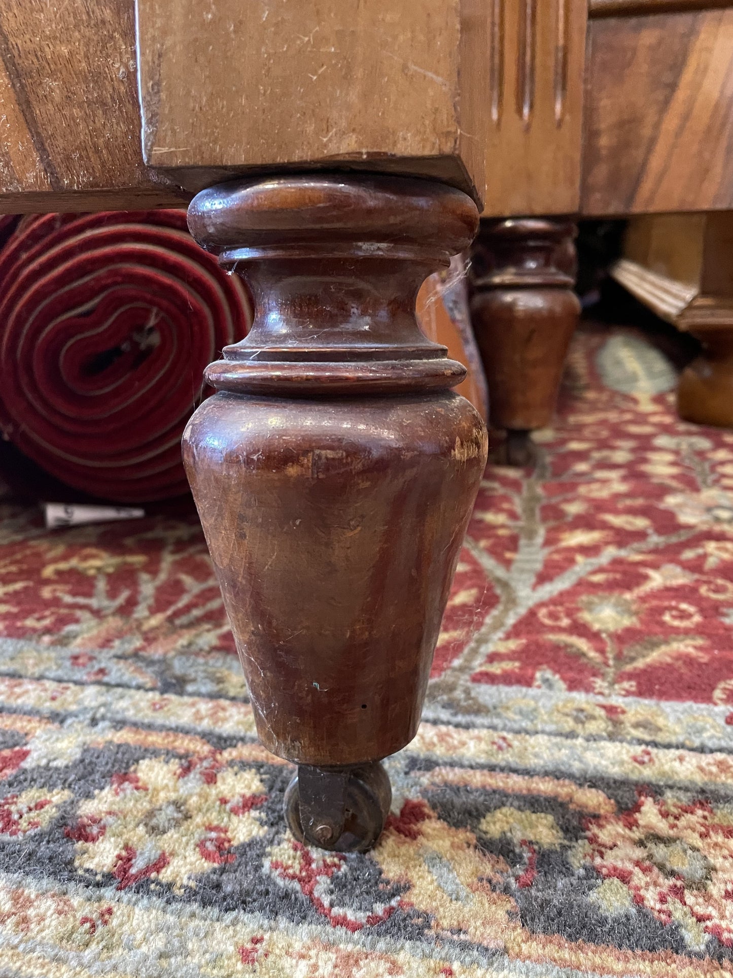 Pair of Victorian Twin Beds AS IS (need refinishing) (Z1CQFW)