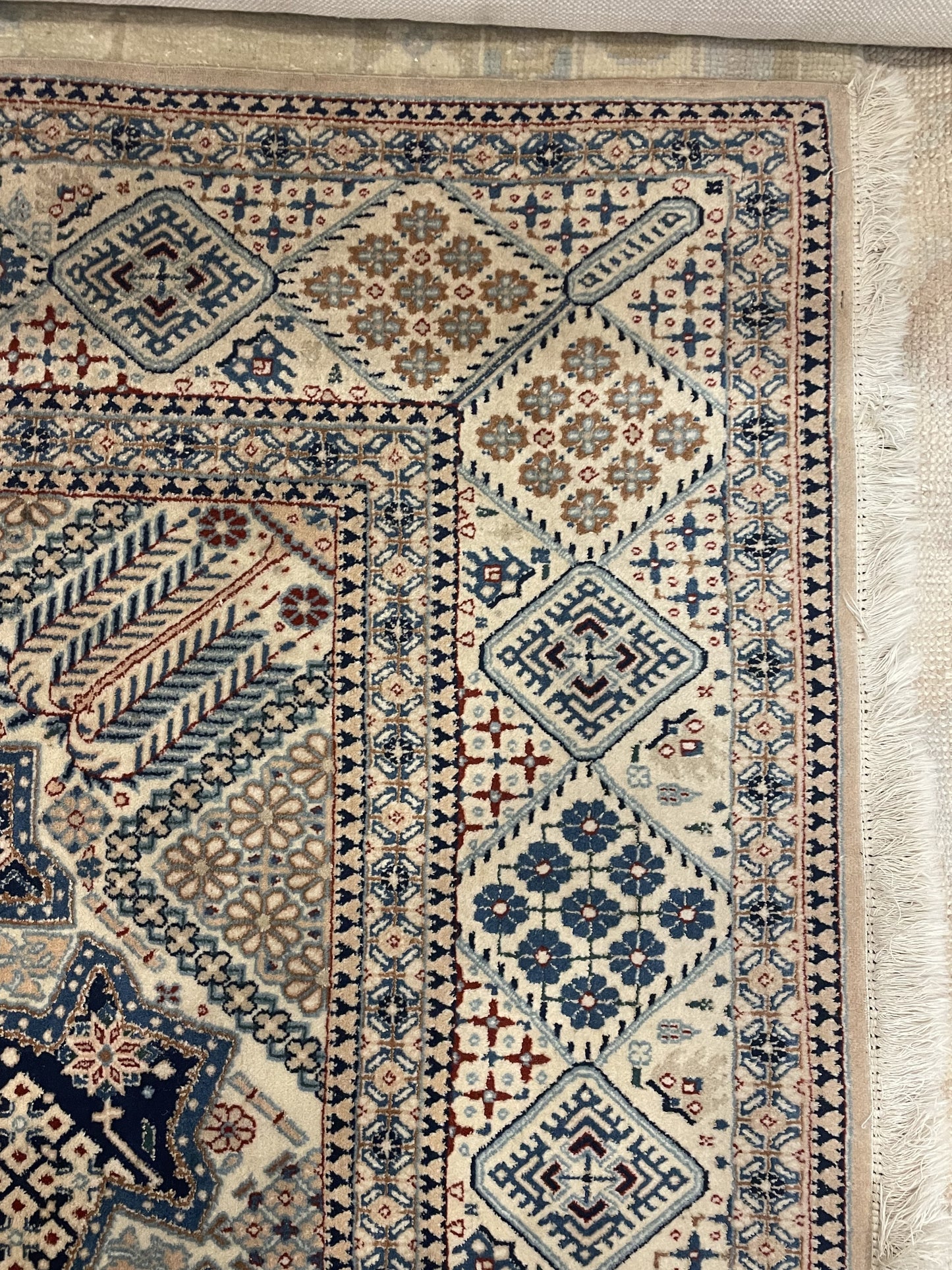 Hand Knotted Blue and Cream Rug 6.6x3 (68VYV6)