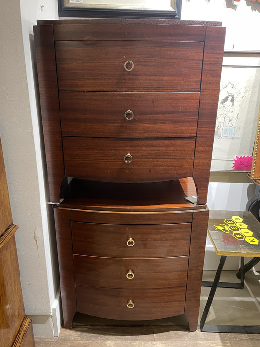 Pair of Brownstone Nightstands (9G4BPU)