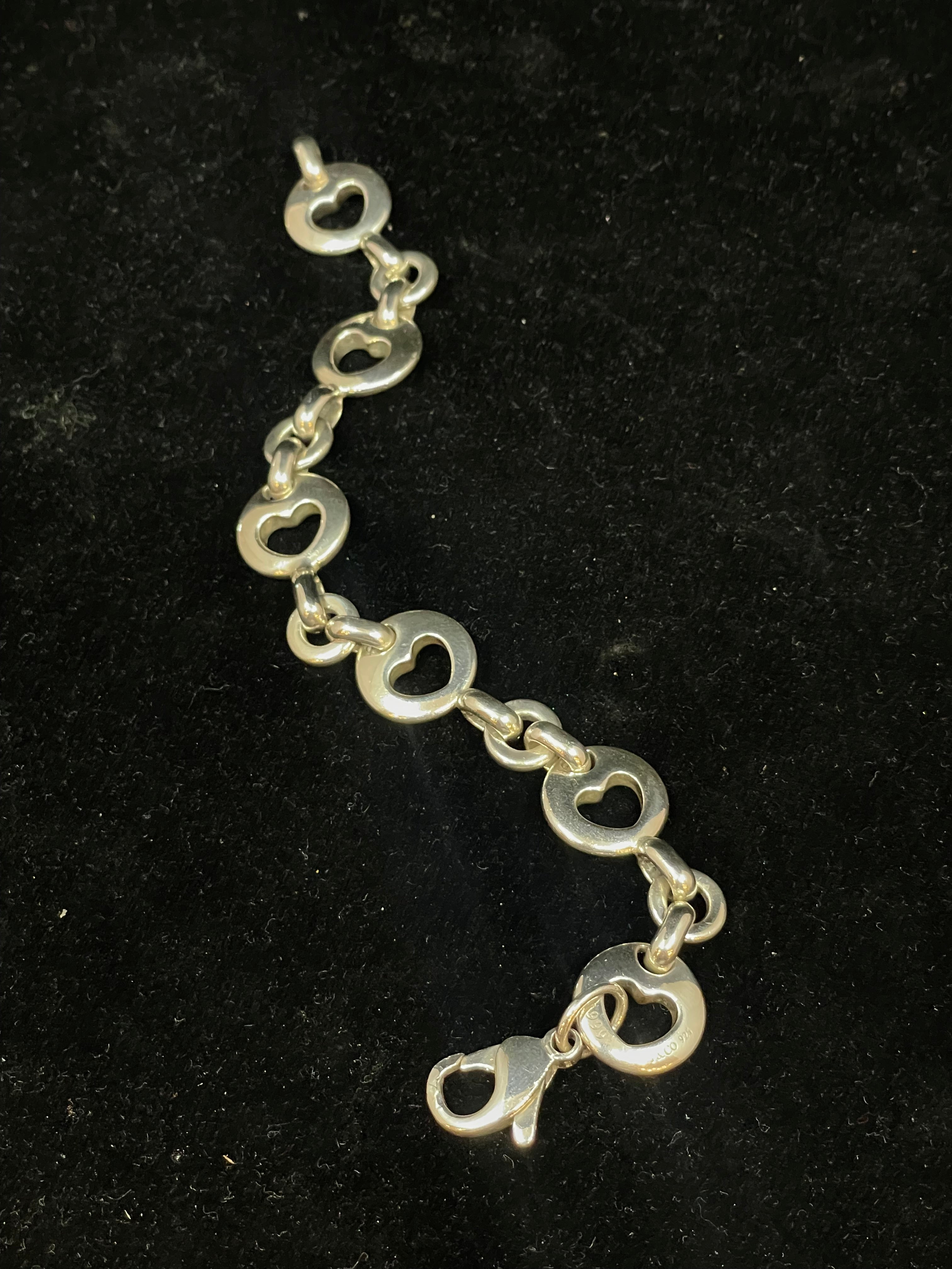 Tiffany outlet & Co. 925 Heart Bracelet