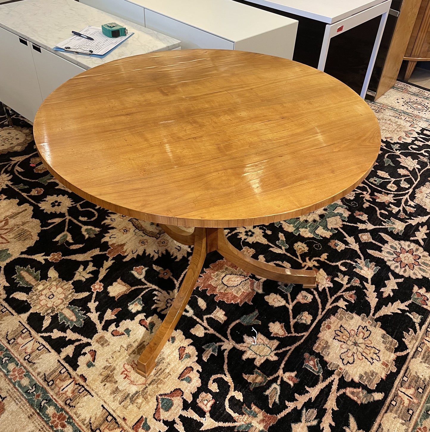 Antique 1800s Biedermeier Tilt-Top Table (X213VZ)