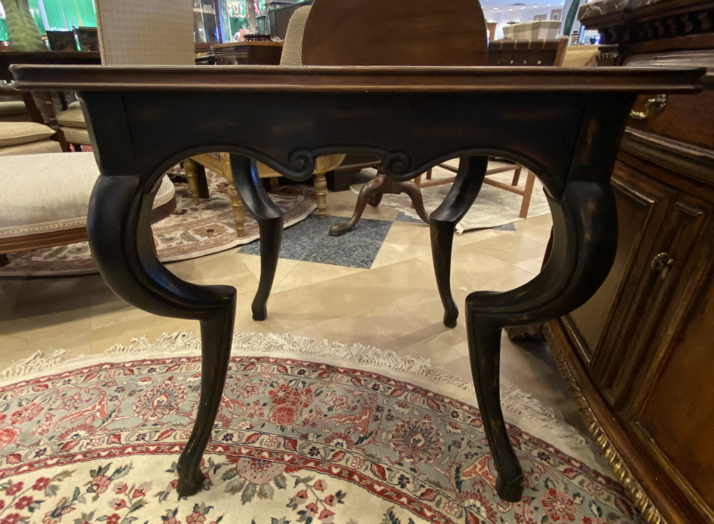 Black & Wood Horse leg table (6HRUDU)