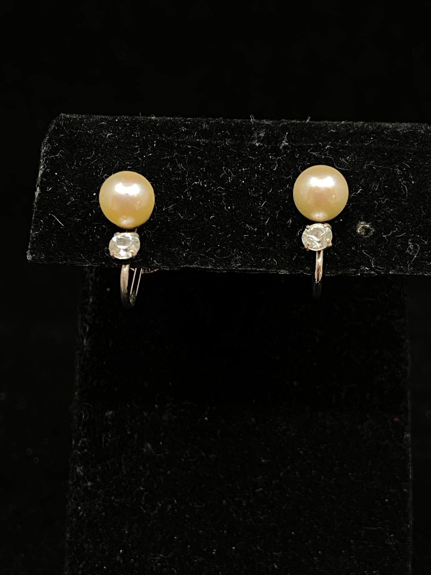 Diamond and Pearl Earrings (20788)
